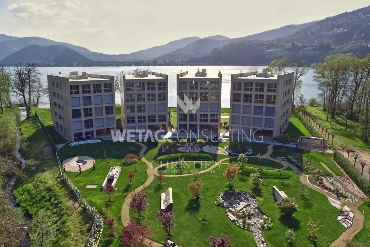 Attico di lusso a Muzzano sul lago di Lugano con splendida terrazza sul tetto... - Foto 2 di 10