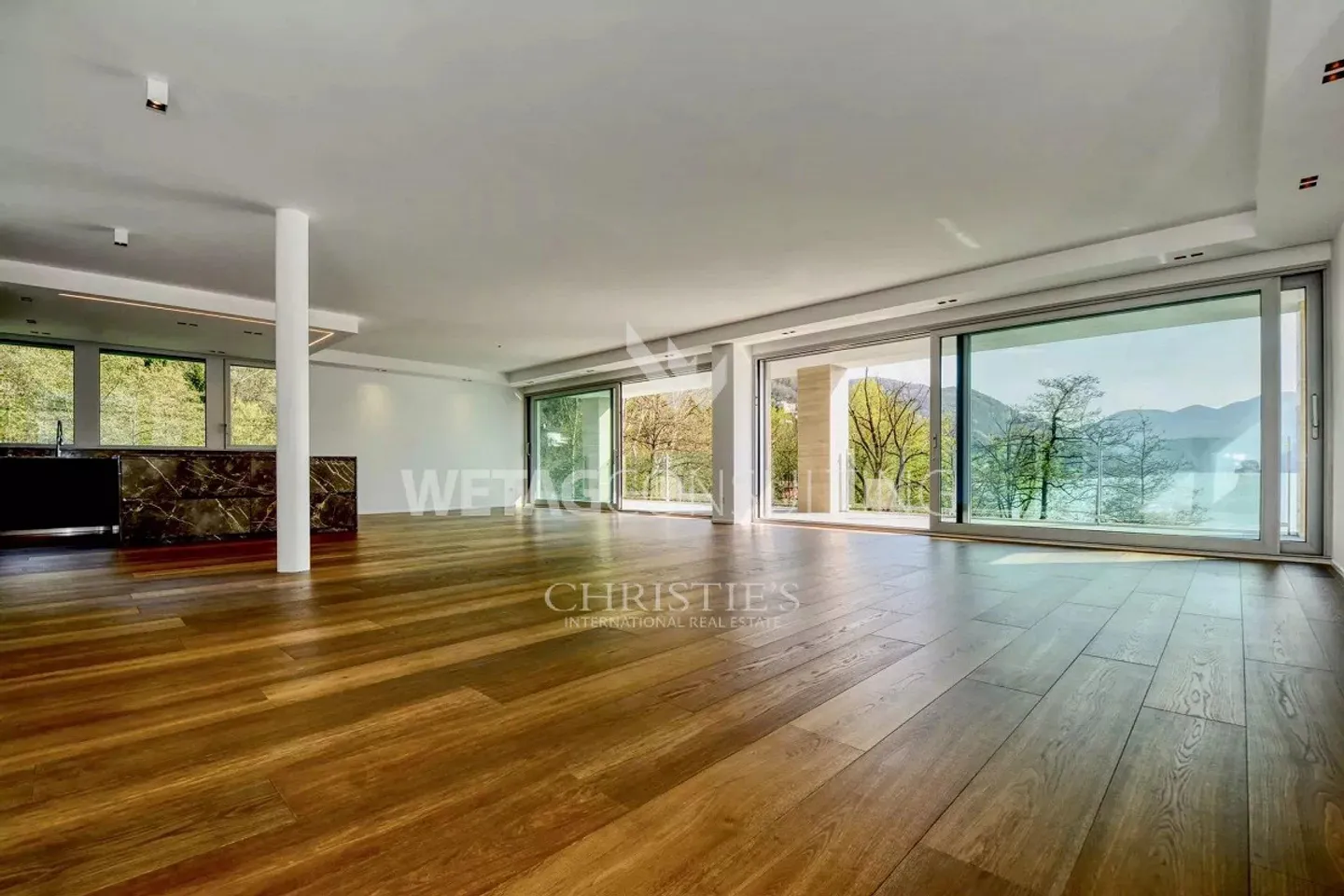 Attico di lusso a Muzzano sul lago di Lugano con splendida terrazza sul tetto... - Foto 3 di 10