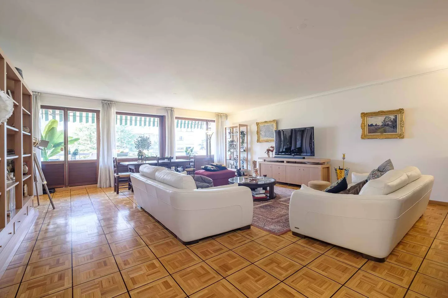 Bel appartement de 6 pièces - Photo 2 sur 11