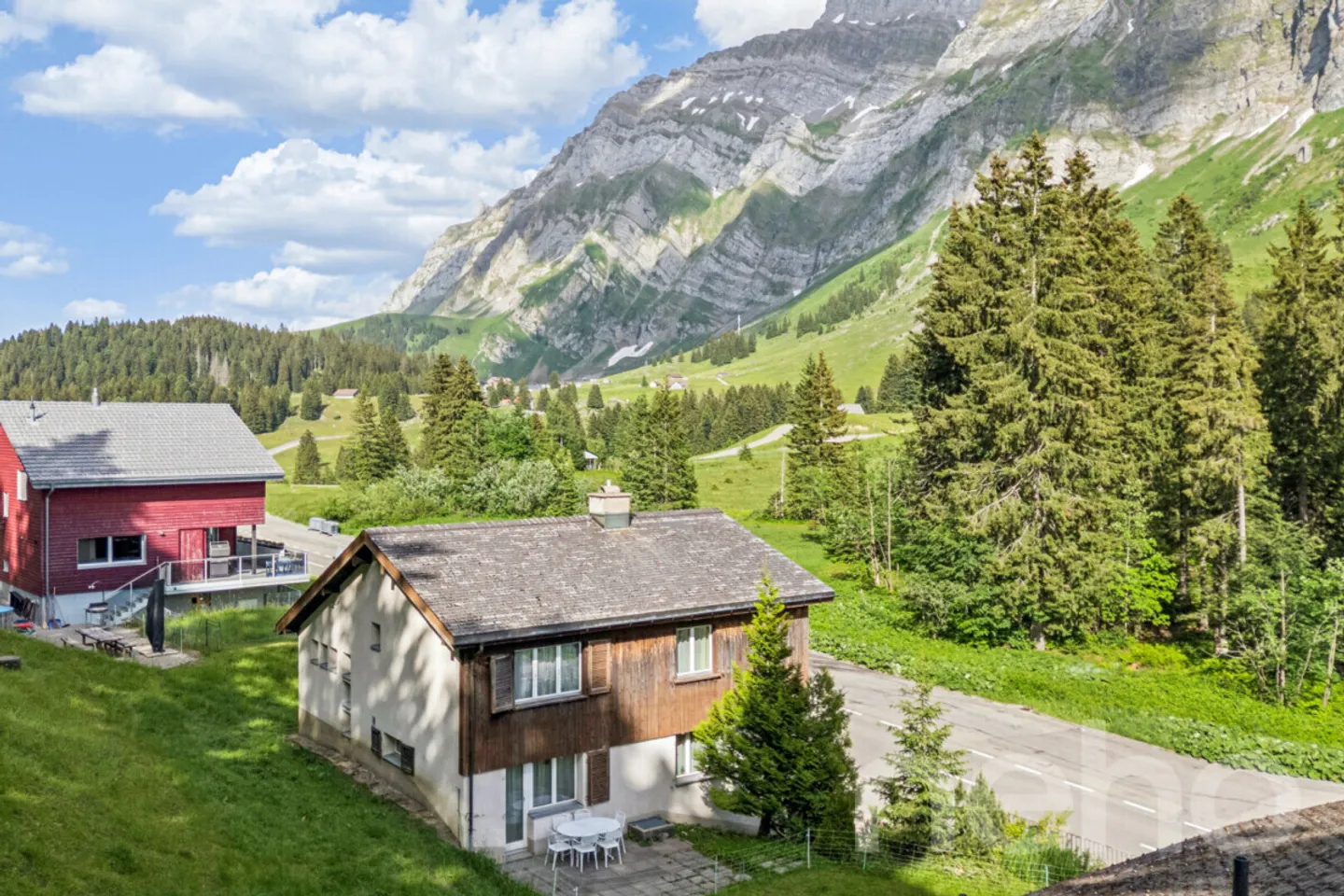 Maison individuelle de 6,5 pièces dans un emplacement naturel au pied du Säntis - Photo 1 sur 12