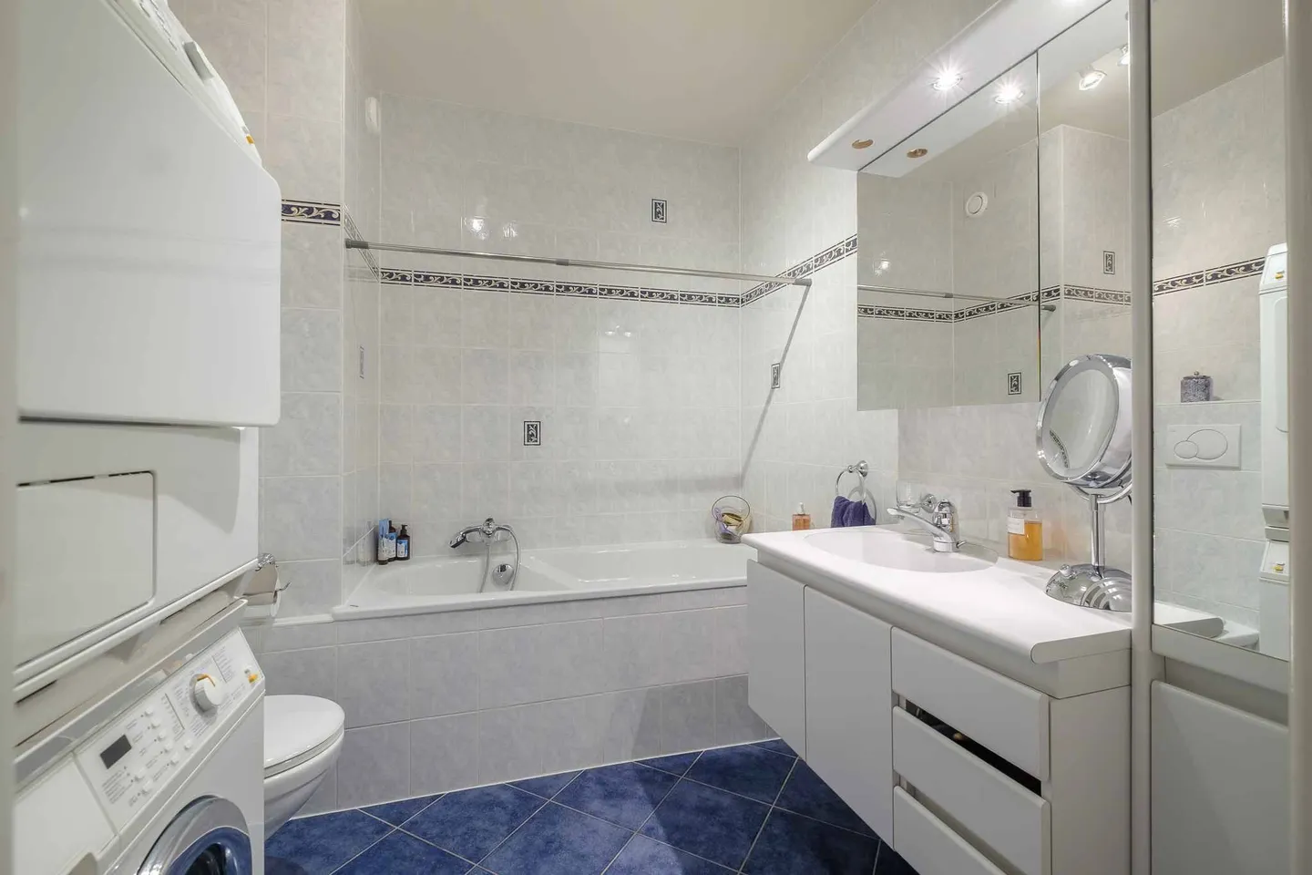 Bel appartement de 6 pièces - Photo 9 sur 11