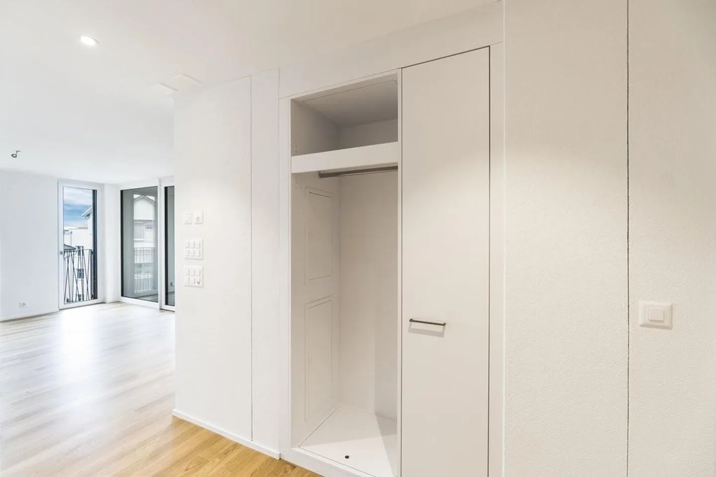 Cozy and Modern Apartment by the Beautiful Lake Constance - Photo 4 of 9