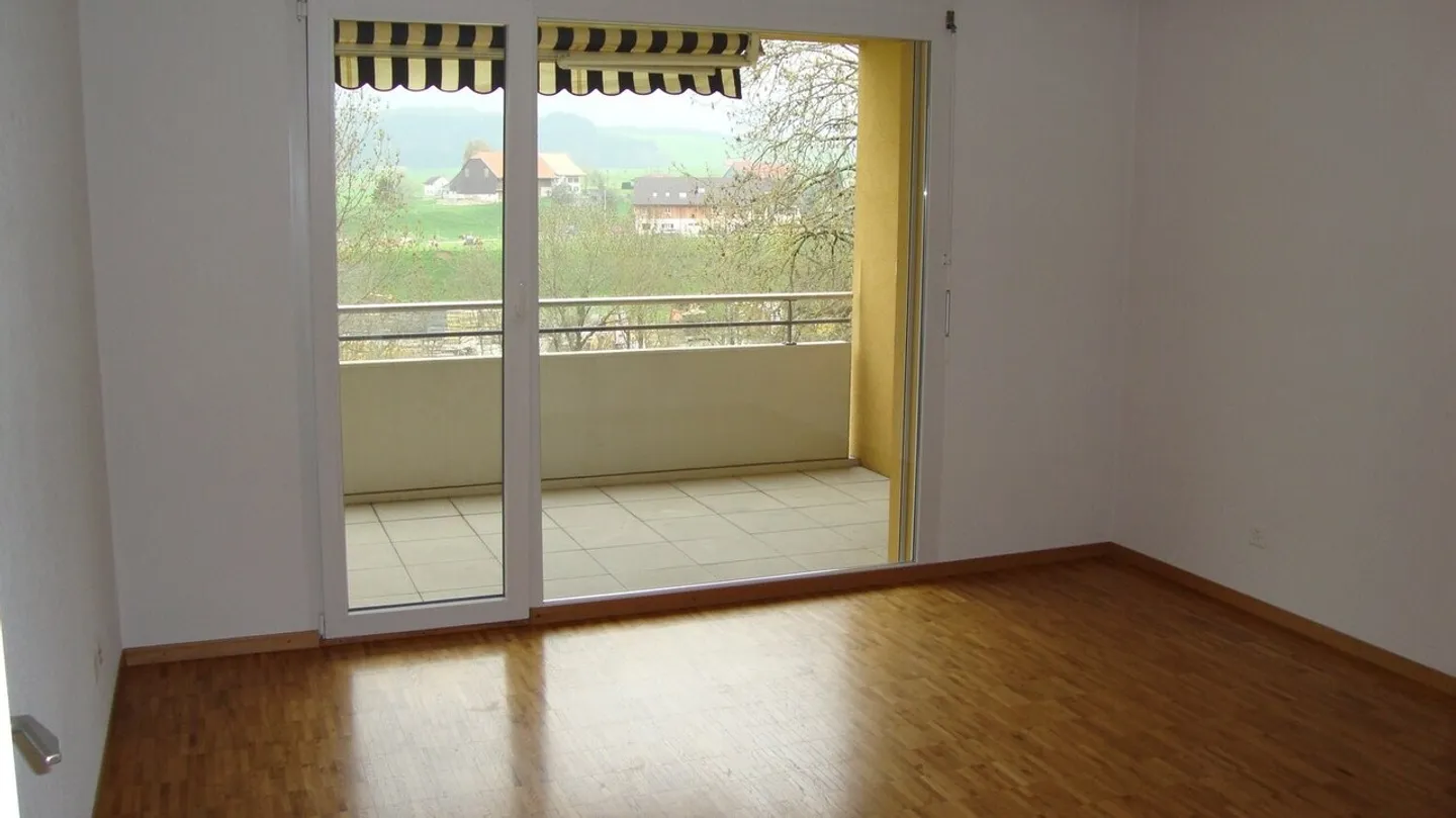 Charming 3.5 rooms with terrace in a very family-friendly neighborhood - Photo 7 of 10