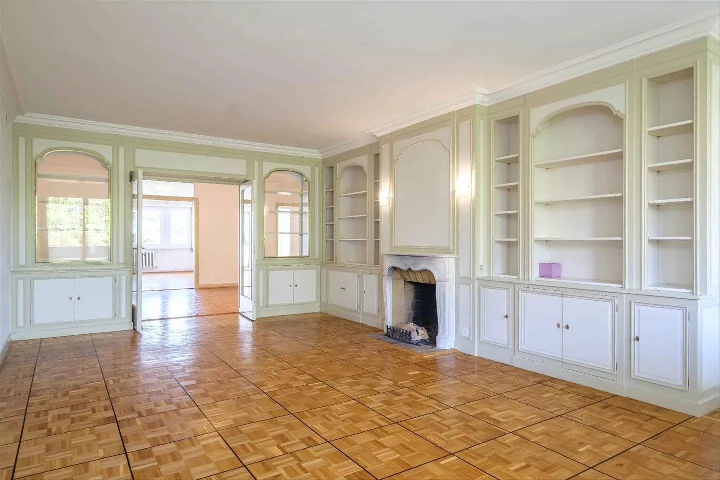 Appartamento esclusivo e bello di 9 stanze in un piano superiore - Foto 1 di 13