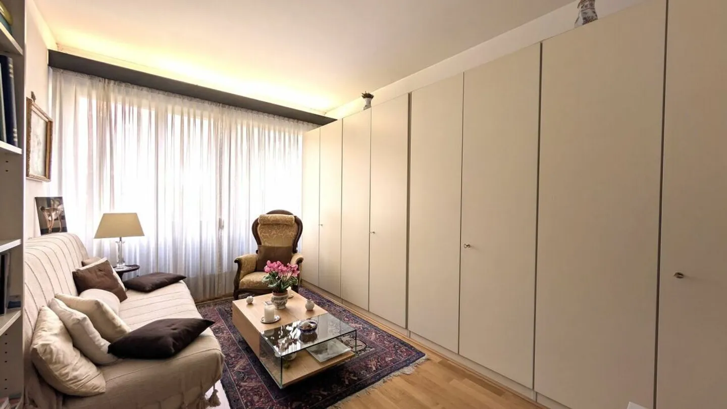 Comfort e tranquillità nel centro di Lugano: Appartamento con servizi premium! - Foto 10 di 17