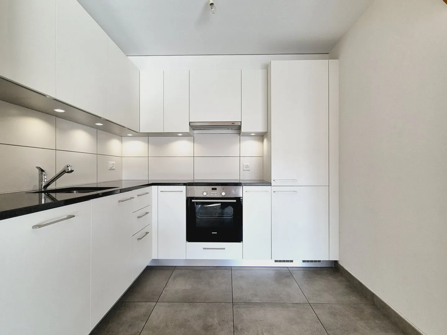 FARVAGNY - Appartement mansardé de 3,5 pièces au 2ème étage - Photo 2 sur 12