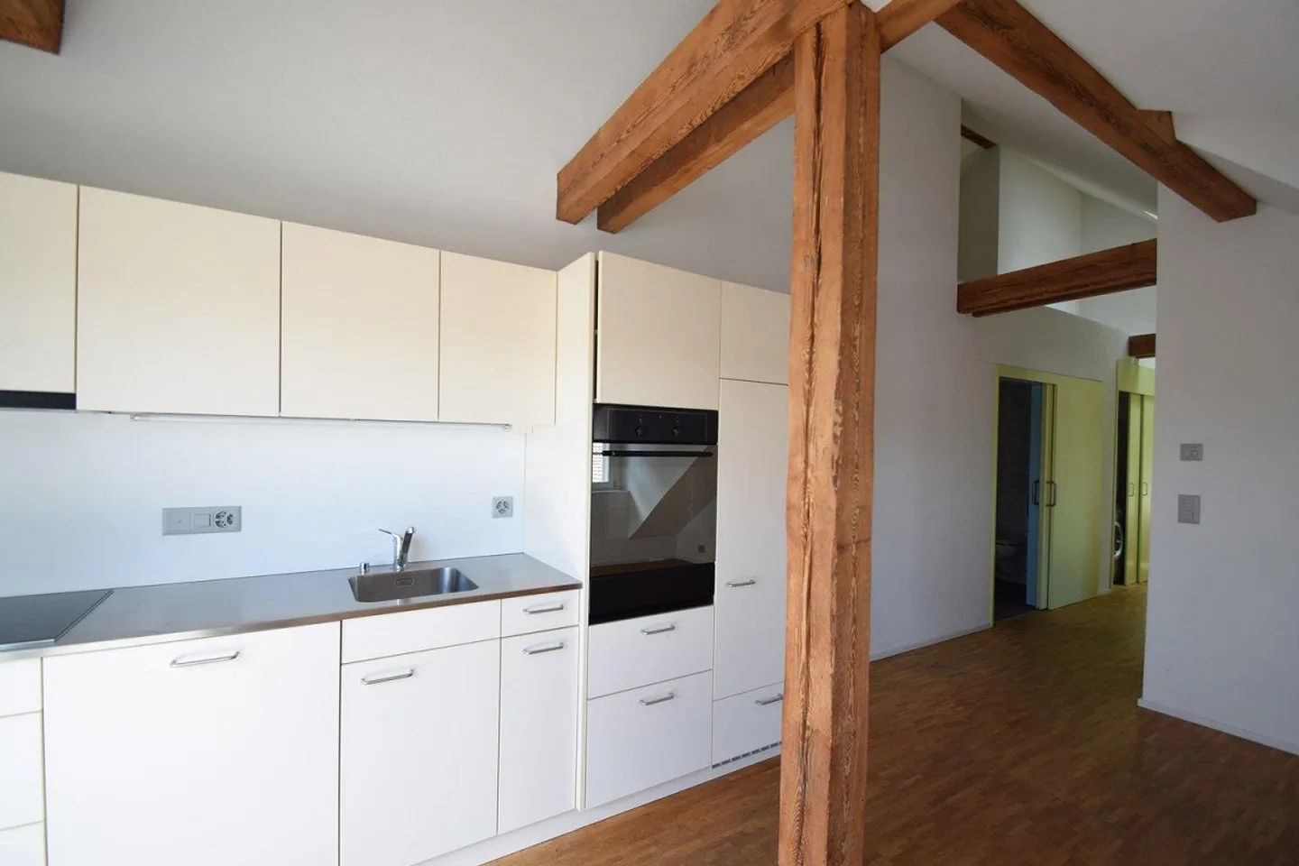 Moderne 2½-Zimmer-Wohnung - Foto 2 von 9