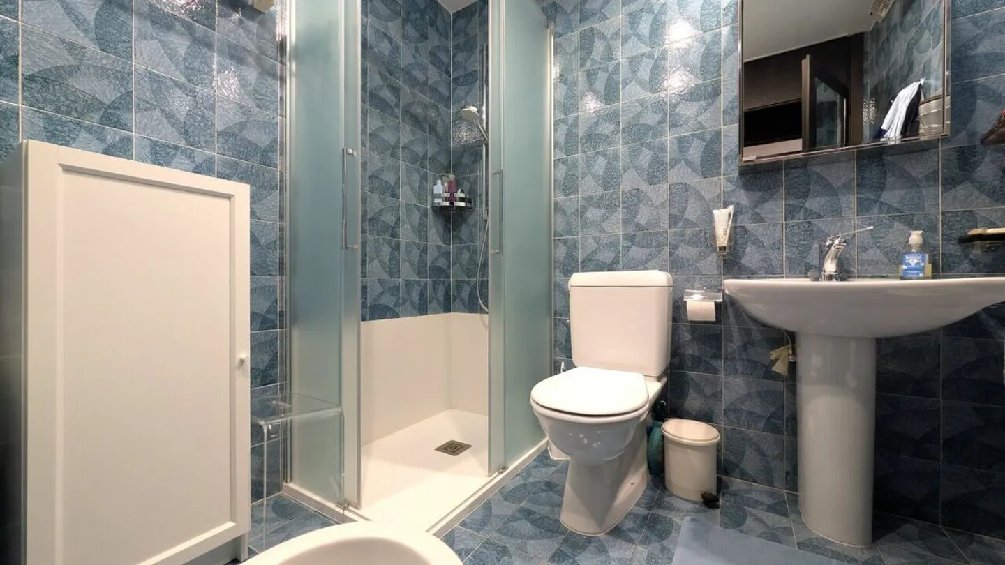 Comfort e tranquillità nel centro di Lugano: Appartamento con servizi premium! - Foto 12 di 17