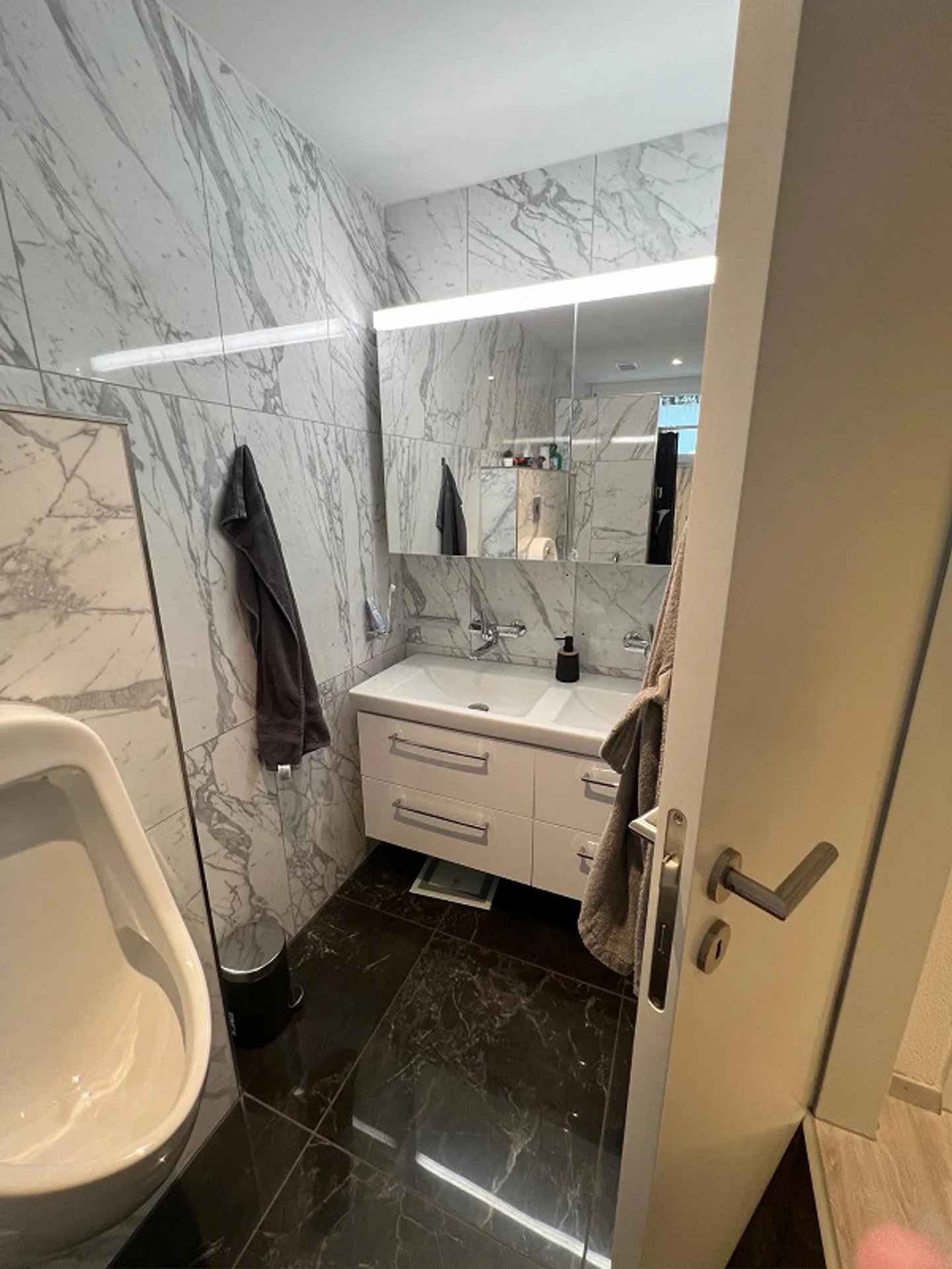 Grosszügige 3.5 Zimmer Wohnung - Foto 8 von 14