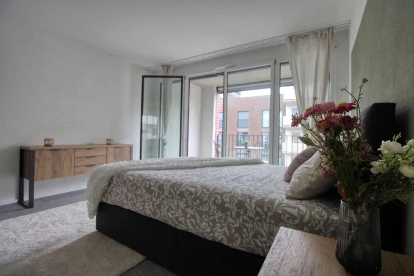 Furnished apartment for rent - Photo 3 of 9