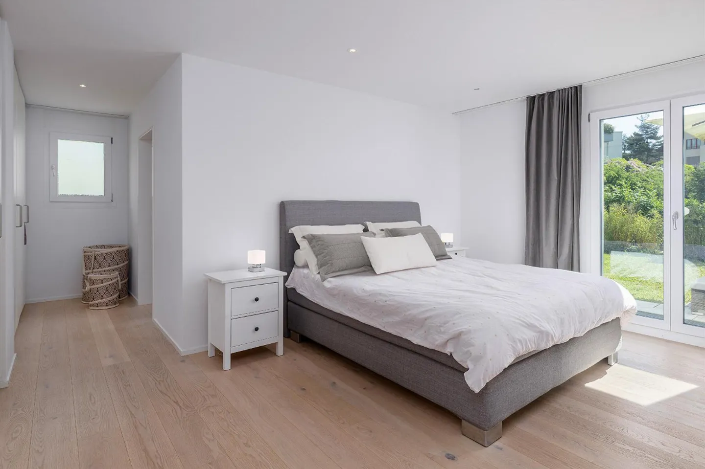 Appartement spacieux avec terrasse, style et confort - Photo 6 sur 10
