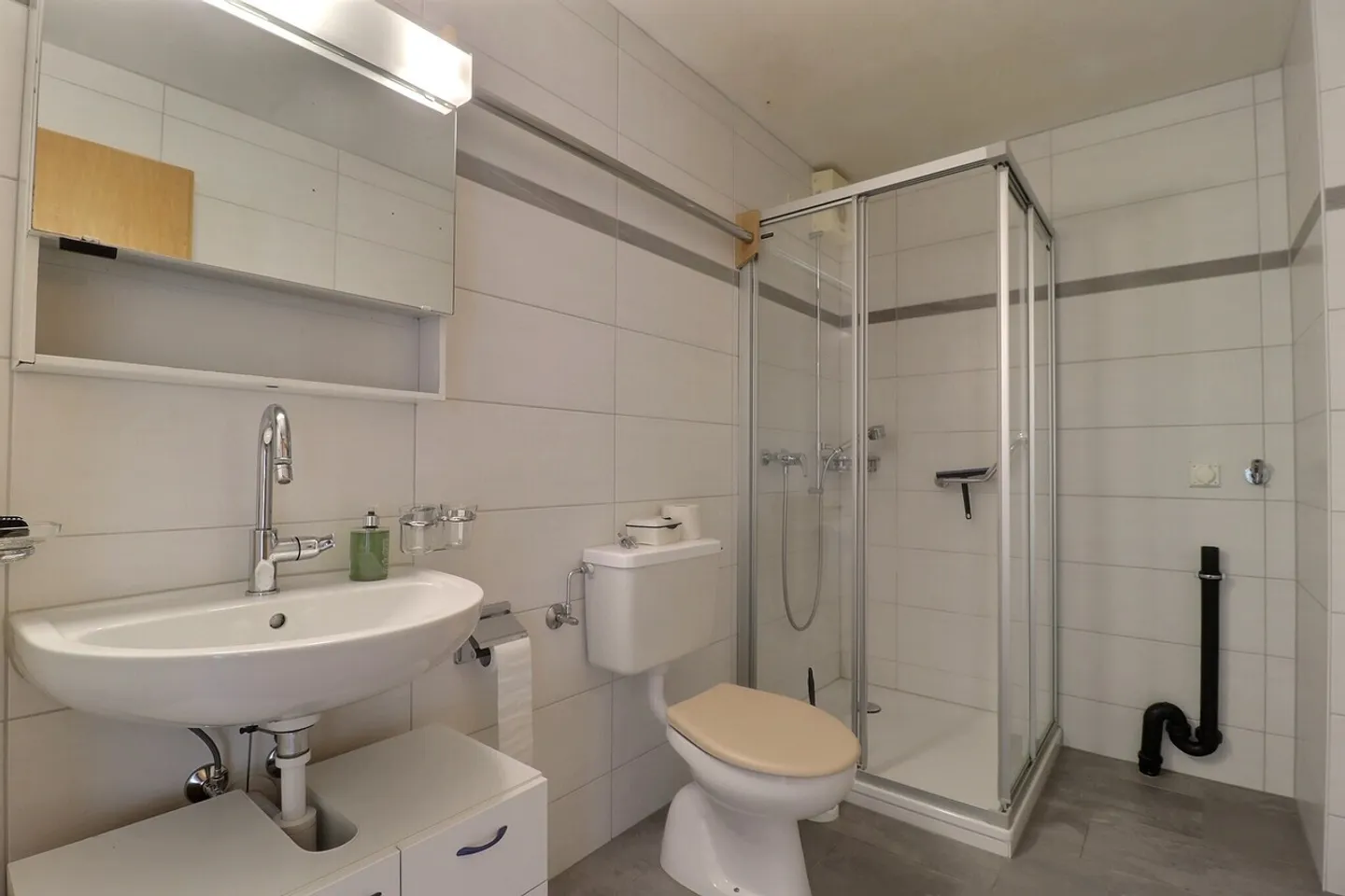 Appartamento affascinante di 4,5 stanze con balcone e garage - Foto 7 di 11