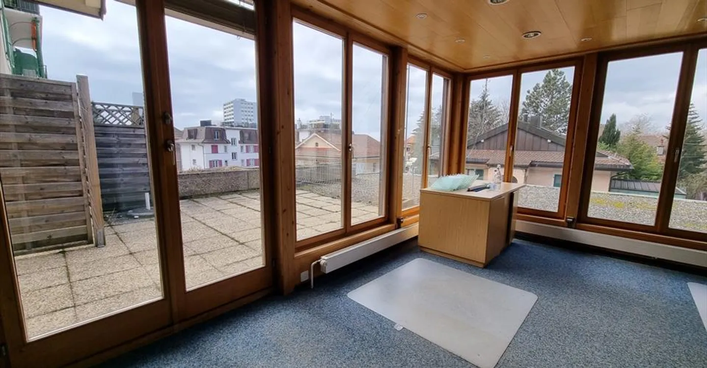 Spazio ufficio in affitto - Foto 1 di 13