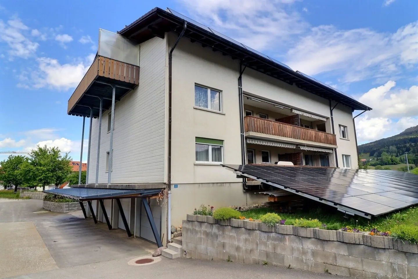 Appartamento affascinante di 4,5 stanze con balcone e garage - Foto 11 di 11
