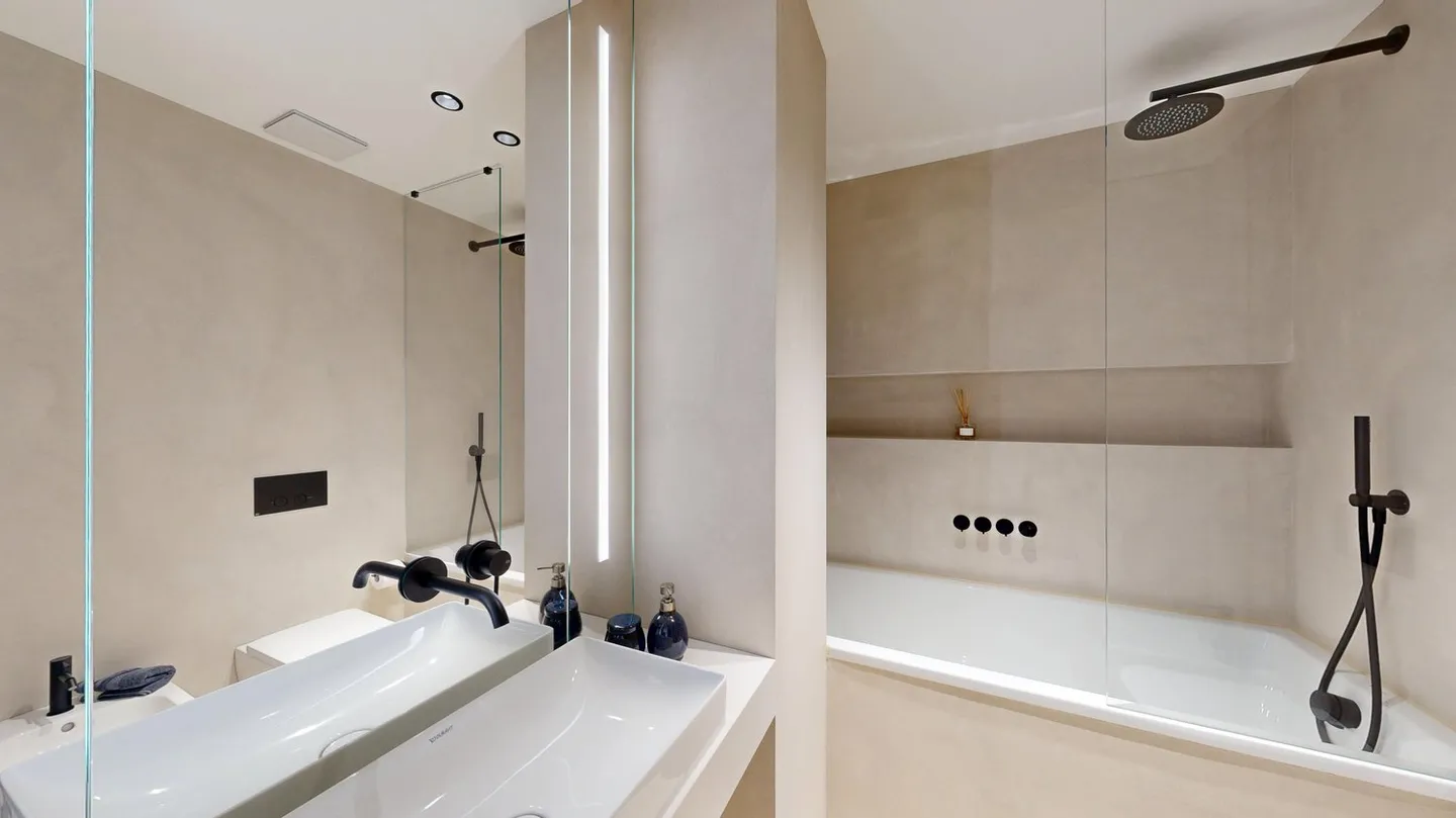 Duplex all'ultimo piano con terrazza vista lago - Foto 4 di 10