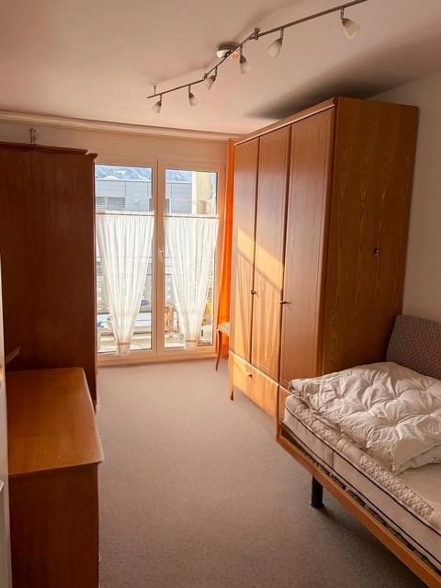 Appartamento 4,5 locali incluso 1 posto auto in garage da vendere! - Foto 12 di 17