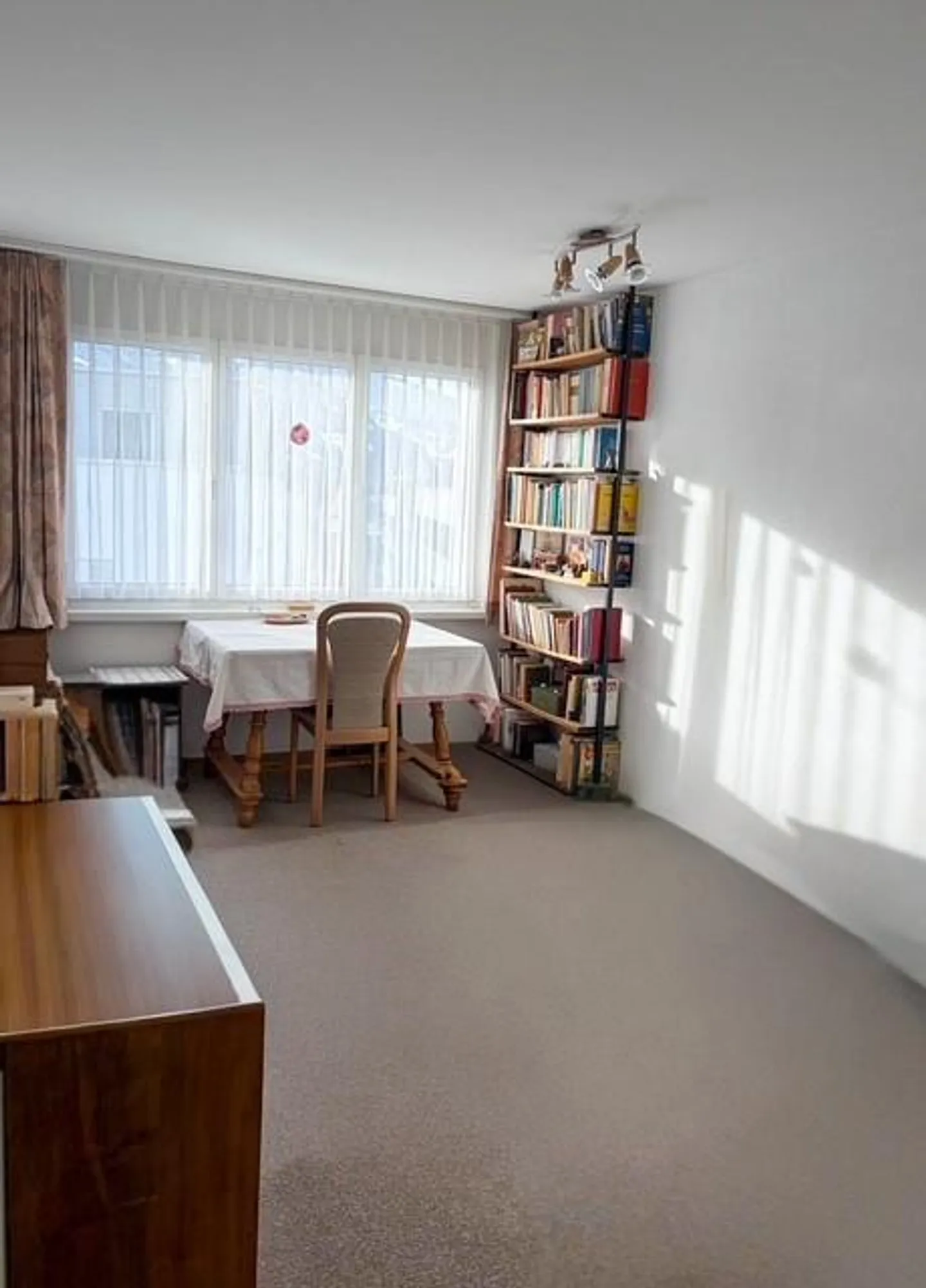 Appartamento 4,5 locali incluso 1 posto auto in garage da vendere! - Foto 15 di 17