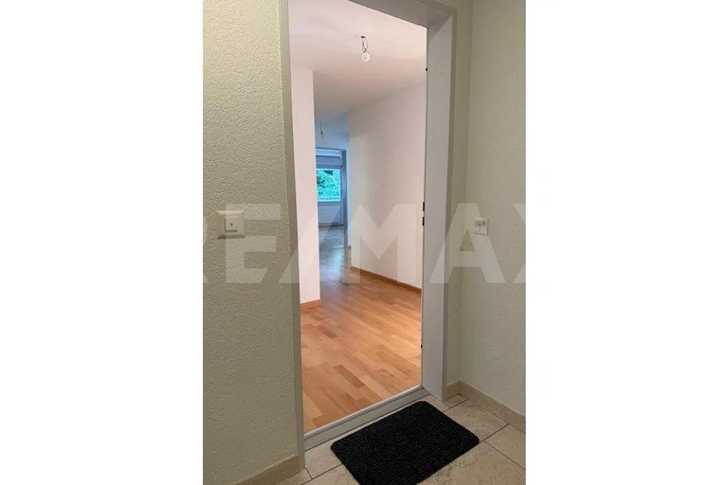 3.5 Room Apartment - Photo 11 of 11