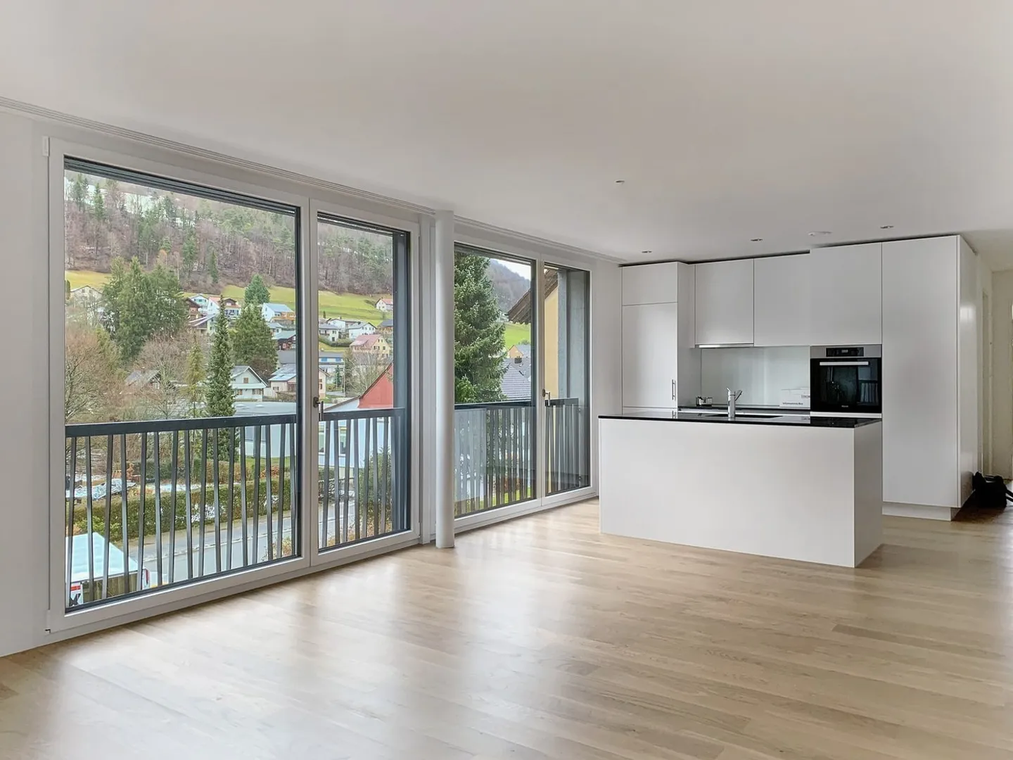 Modernes Gartenapartment mit Terrasse - Foto 2 von 9