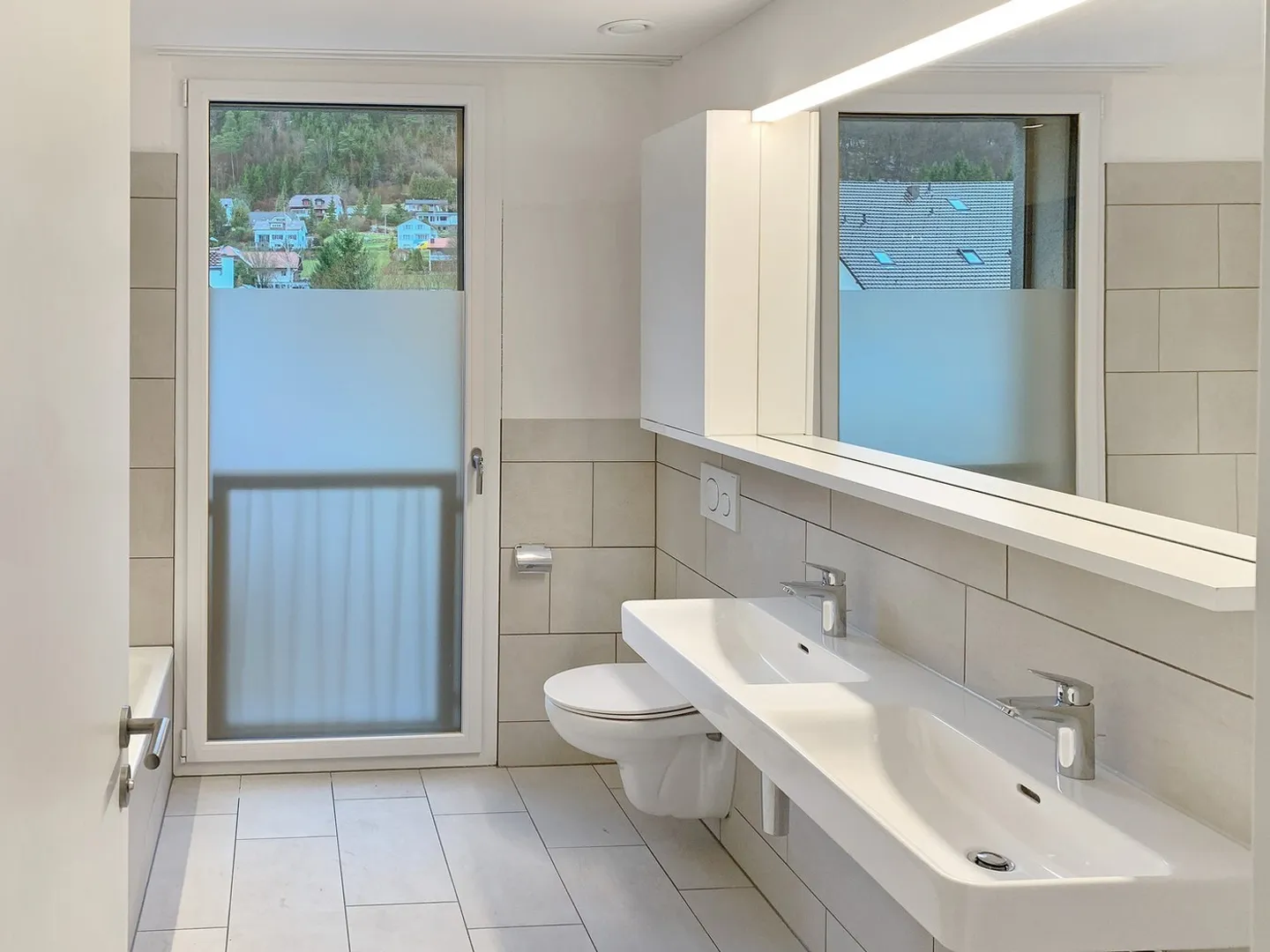 Modernes Gartenapartment mit Terrasse - Foto 7 von 9