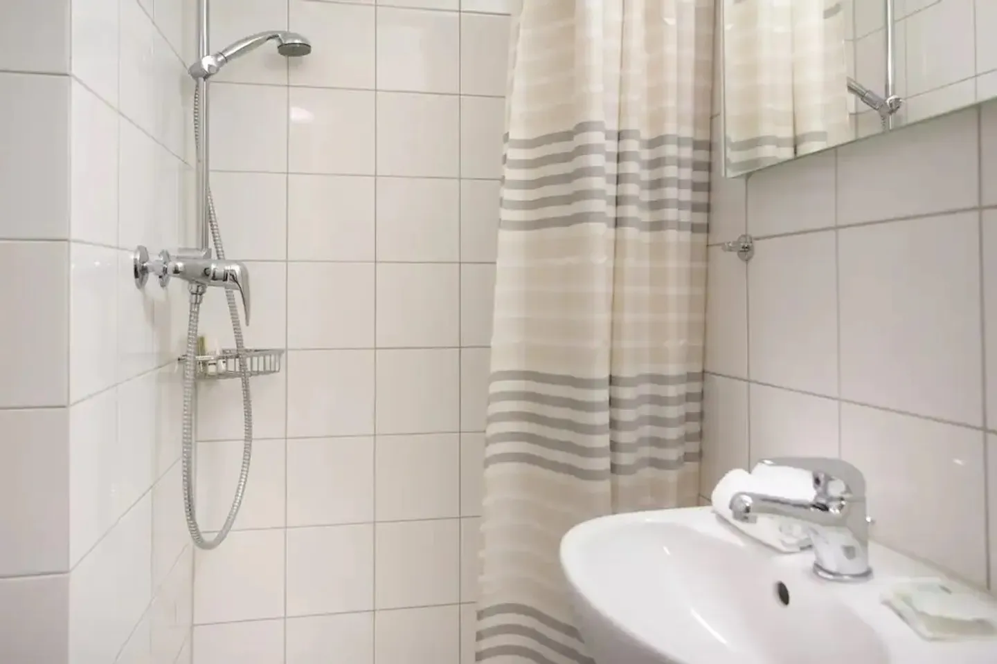 Wohnung mieten - Foto 6 von 8
