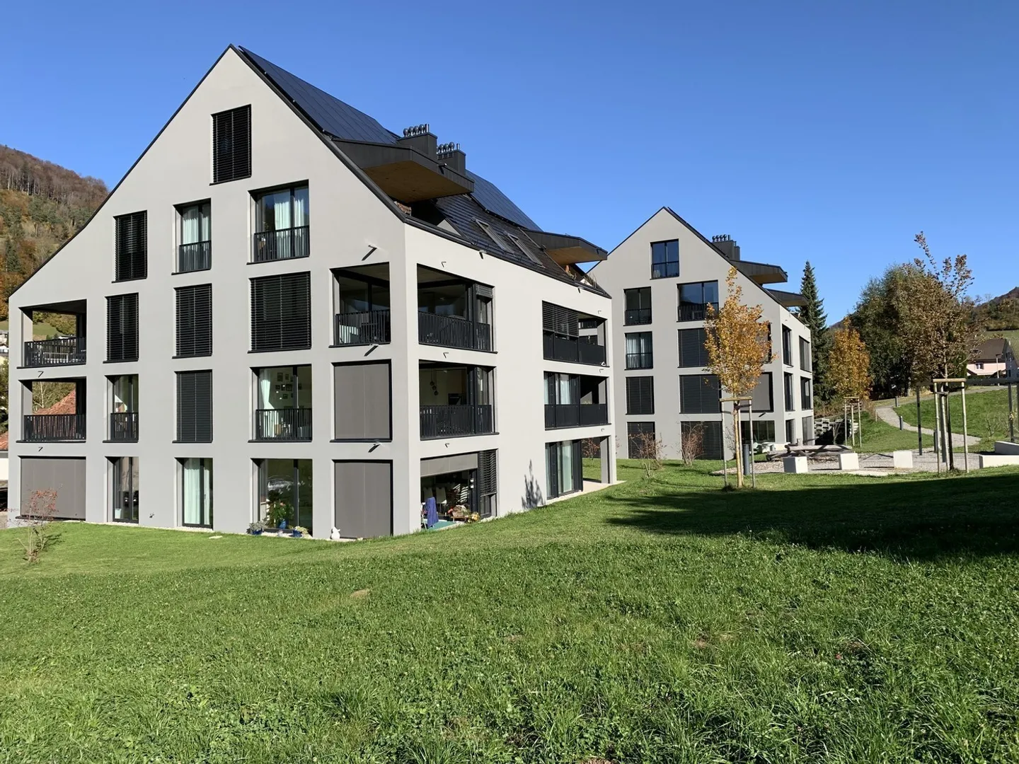 Modernes Gartenapartment mit Terrasse - Foto 1 von 9