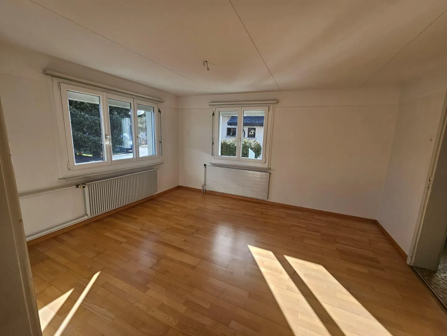 5.5-Room House with Versatile Extension and Garden - Photo 19 of 27