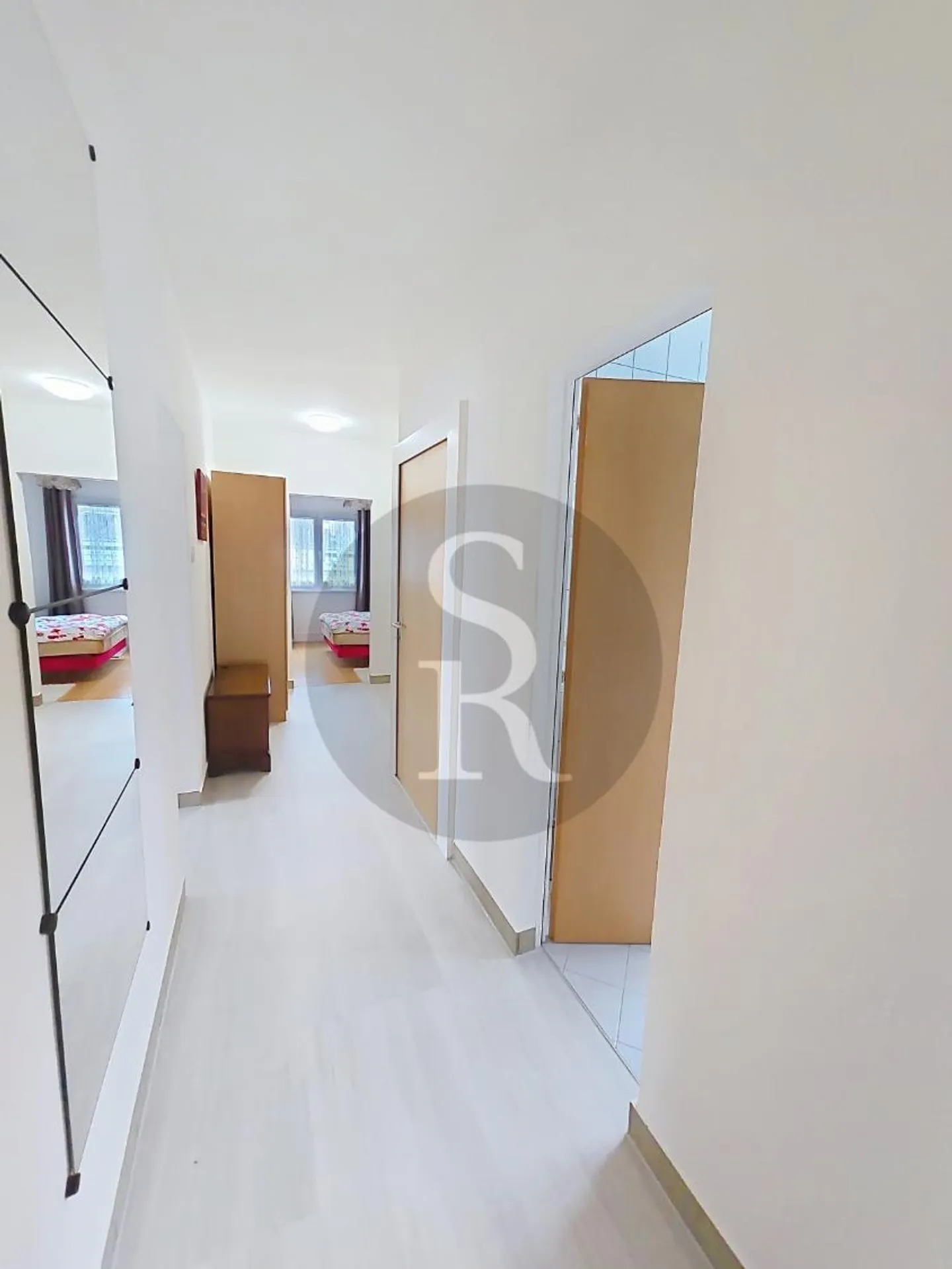 Furnished 2.5 room apartment - Photo 3 of 9