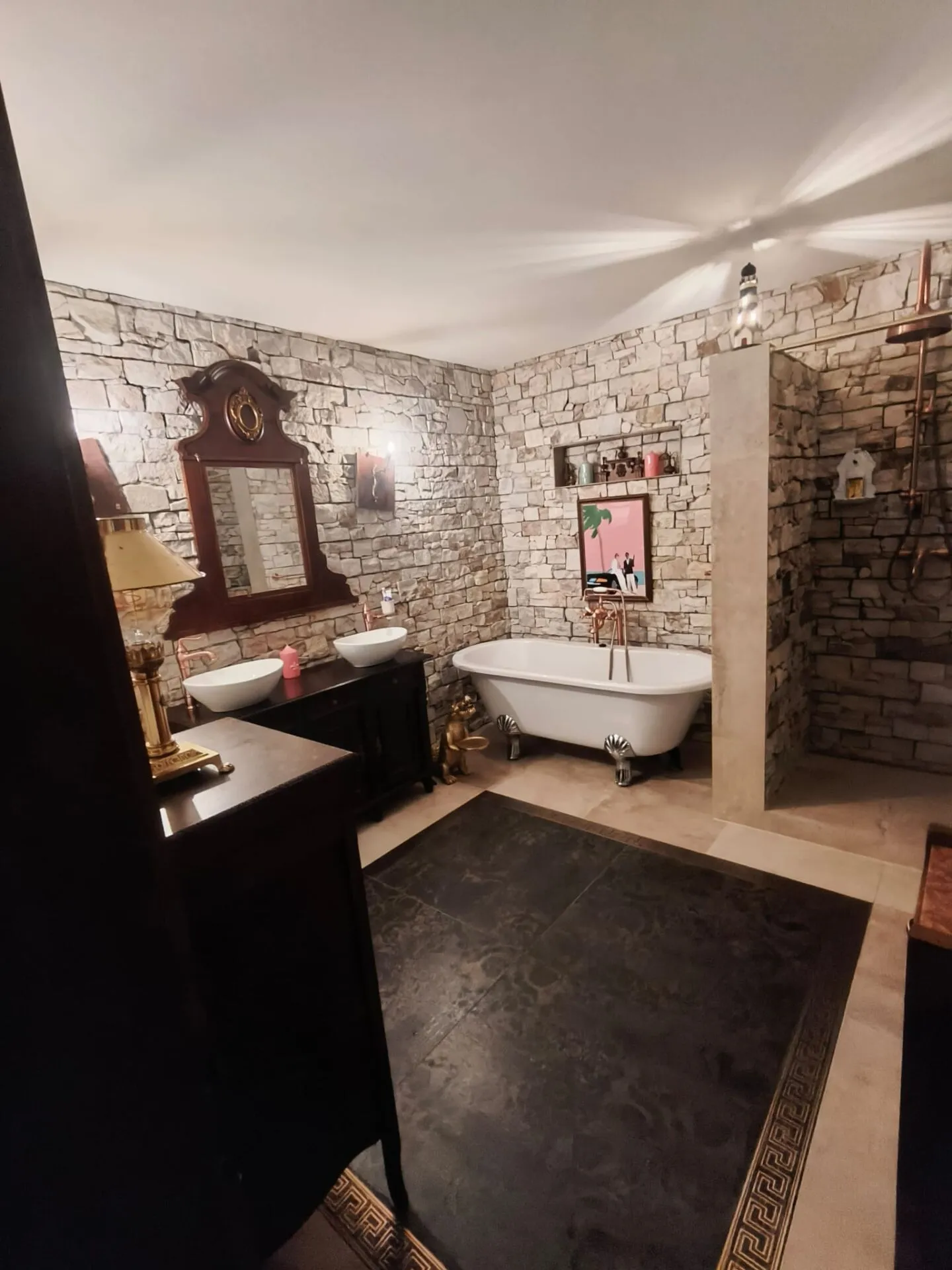 Appartamento arredato di 5,5 stanze - 240 m² con giardino e palestra - Foto 3 di 19