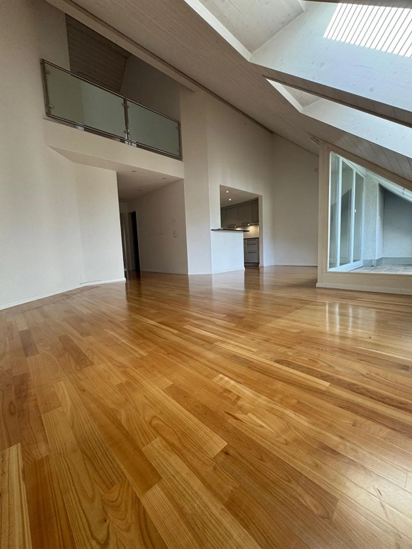 Wohntraum mit viel Raum - Foto 3 von 7