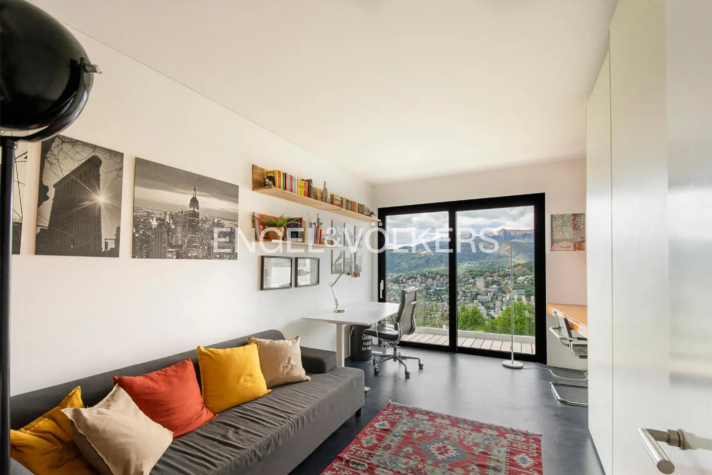 Villa moderna esclusiva con piscina e vista lago - Foto 11 di 13