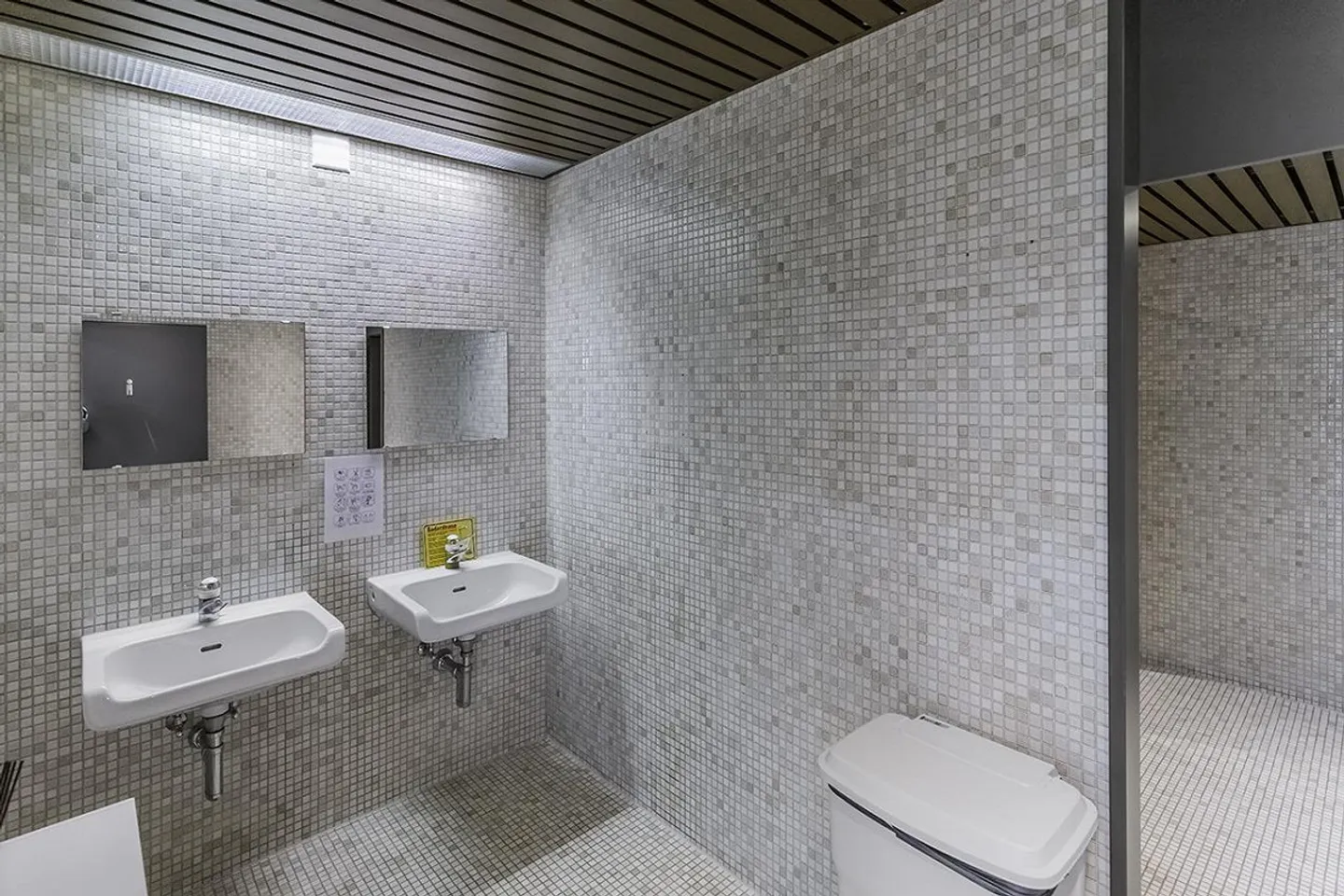 Bureaux exclusifs à Zollikerstrasse 183 à 8008 Zurich - terme limité - Photo 10 sur 10