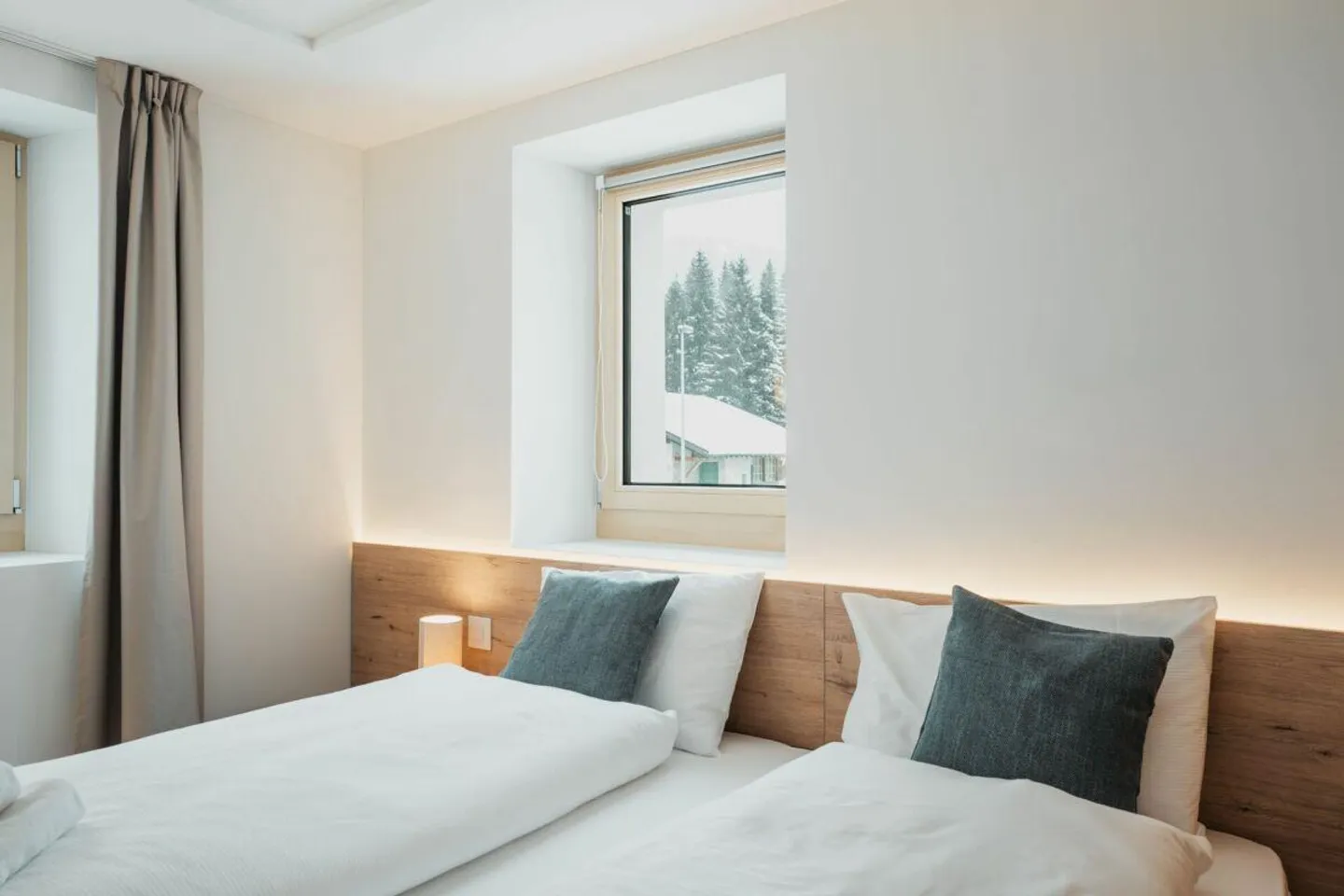 SAN BERNARDINO - CASA MONTANA - Modern 3.5 Apartment Hotel - Photo 6 of 9