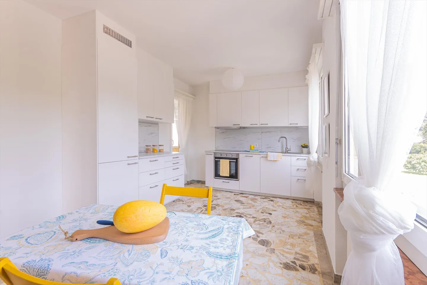 Nous louons 3,5 pièces, au dernier étage avec vue - Photo 8 sur 10