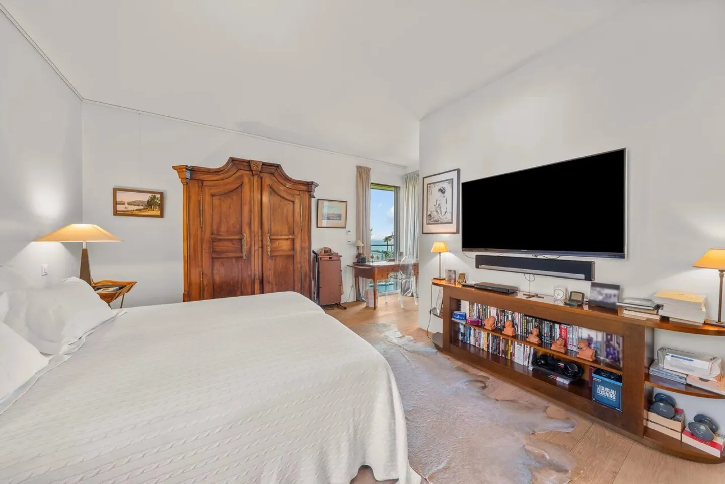 Lussuoso duplex attico con vista sul lago e sulle Alpi - Foto 8 di 13