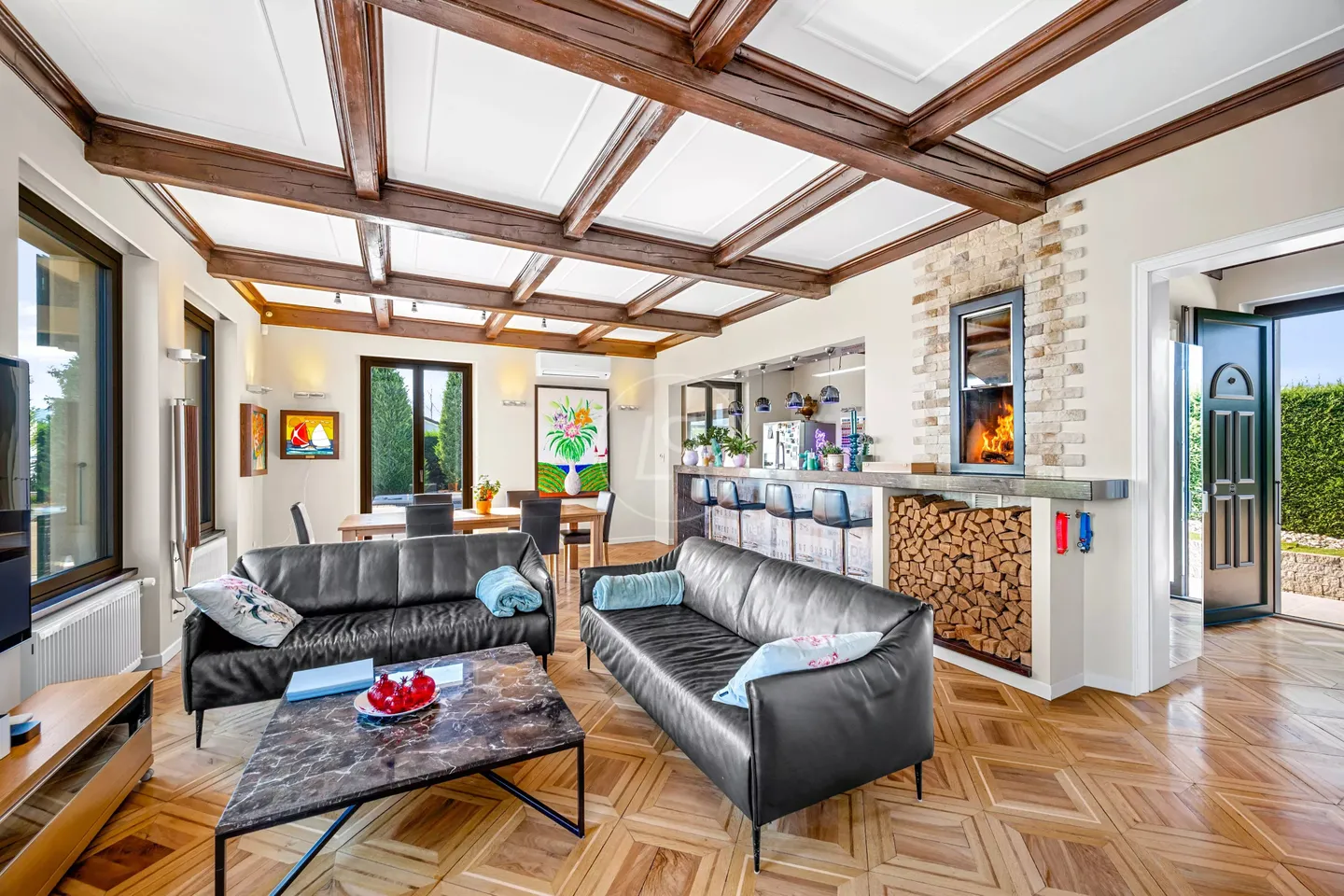Charming property with panoramic views in Allaman - Photo 8 of 26