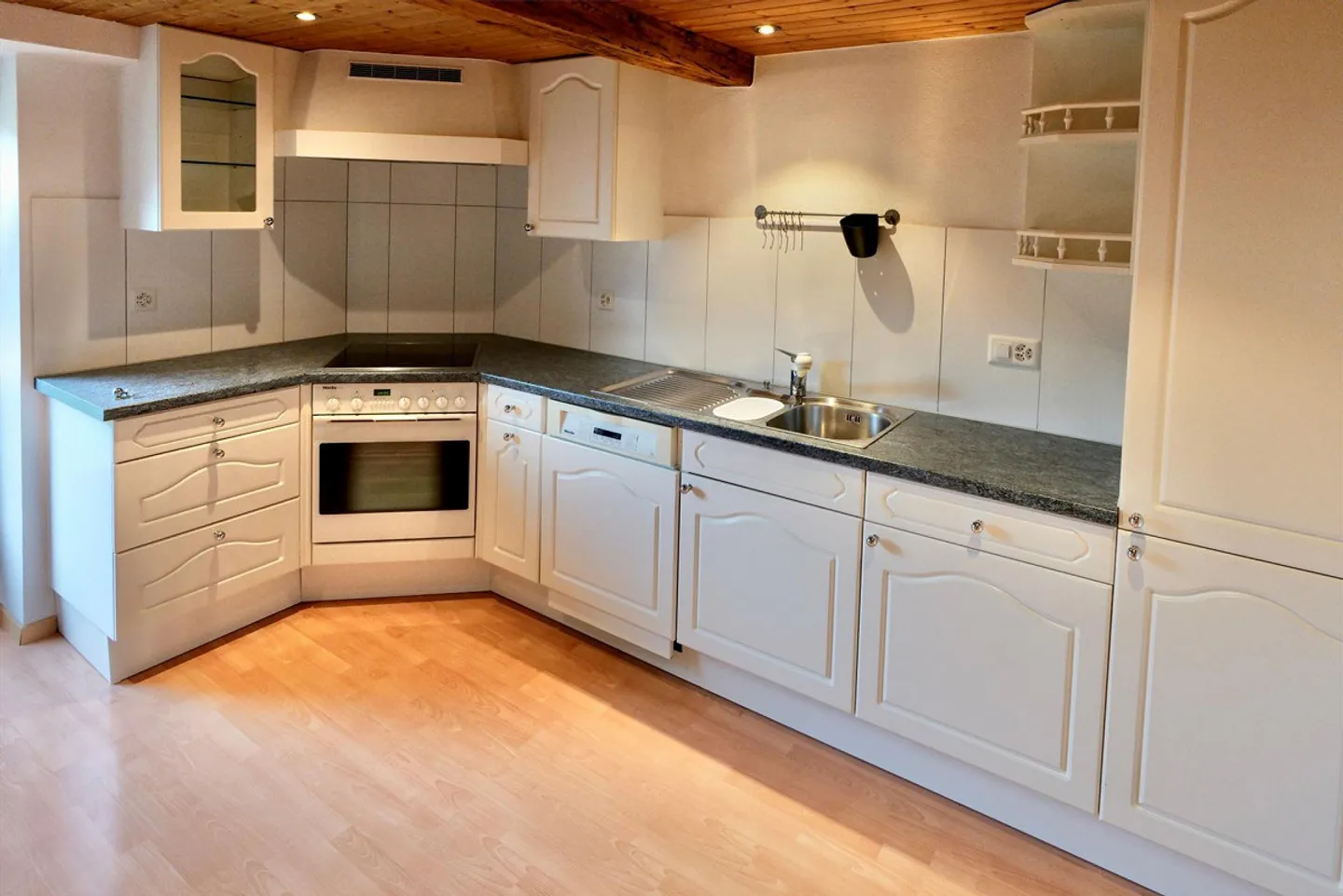 Hausteil 5.5-Zimmer Altbau im Dorfkern - Foto 3 von 12