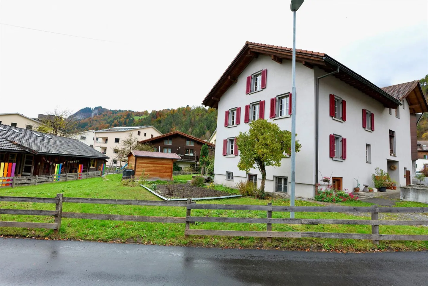 Hausteil 5.5-Zimmer Altbau im Dorfkern - Foto 1 von 12