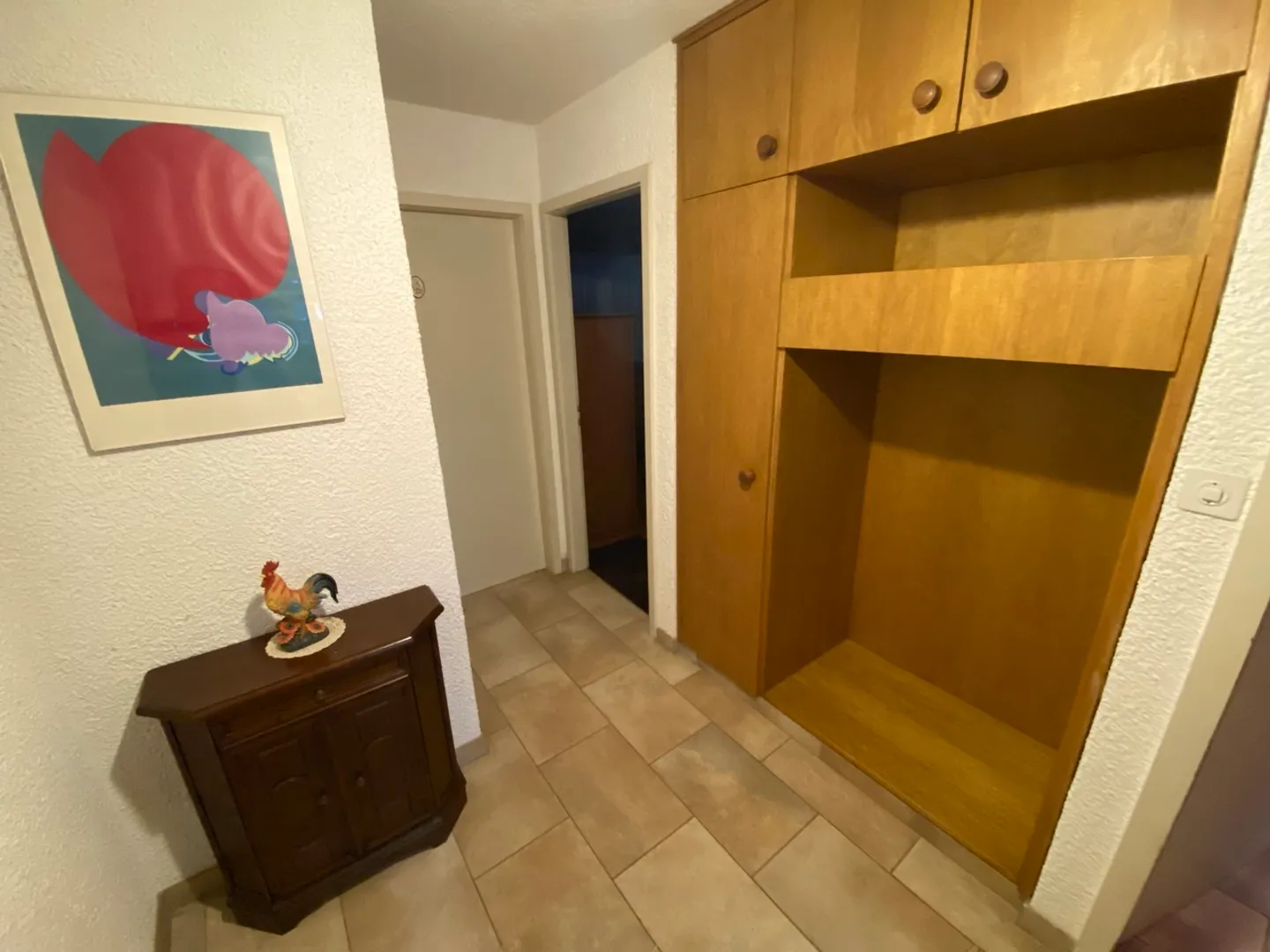 Gemischtes Gebäude im Dorfzentrum - Foto 3 von 34