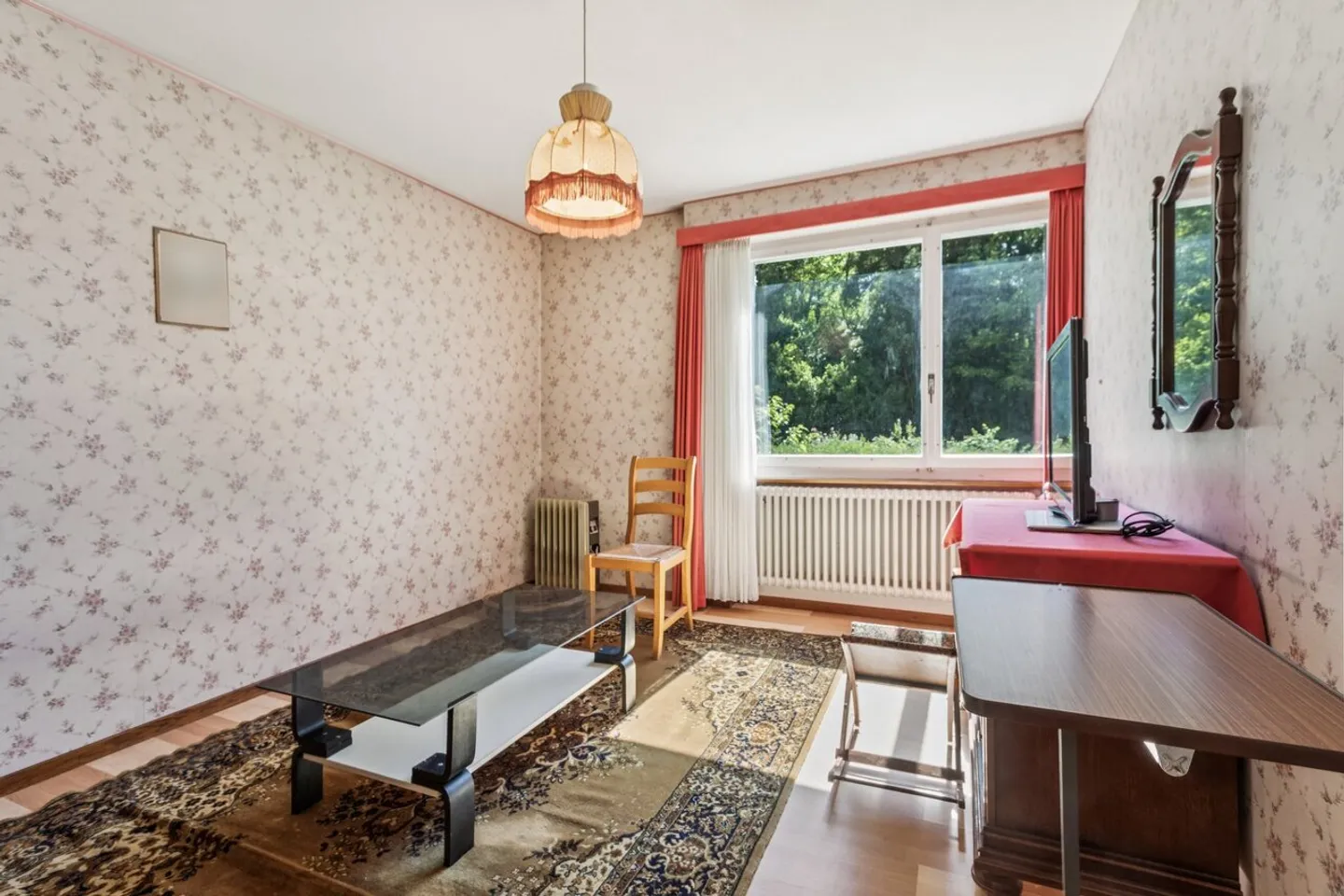 Opportunità rara: edificio a due unità nel cuore del villaggio - Foto 5 di 9