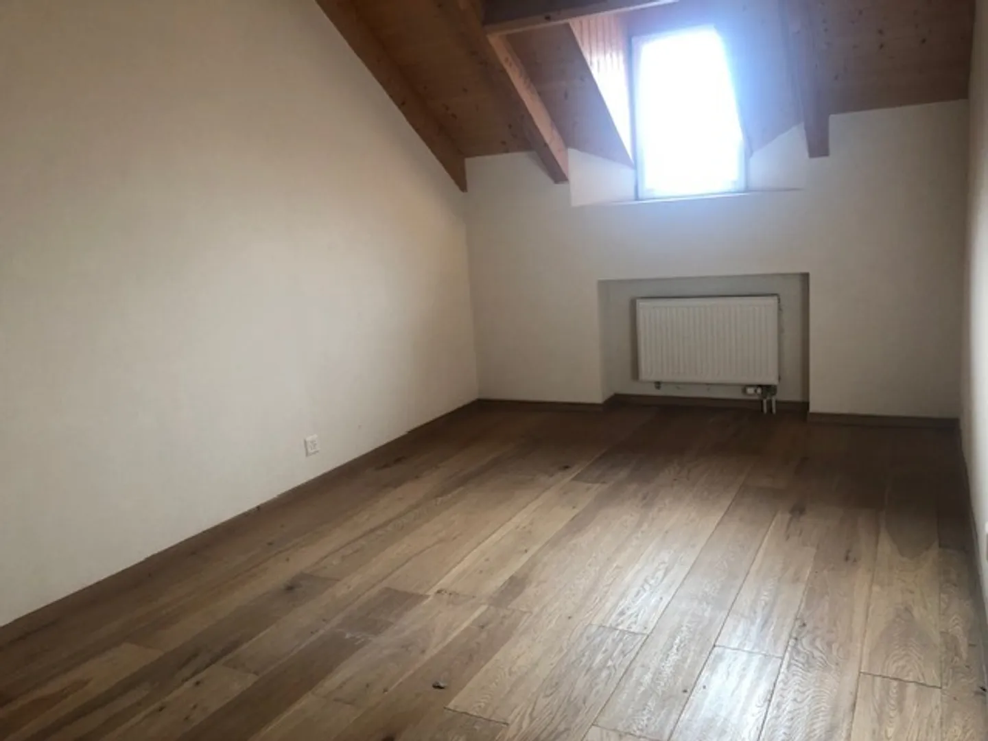 Yvorne: two minutes from Aigle: village house on 3 levels! - Photo 7 of 11