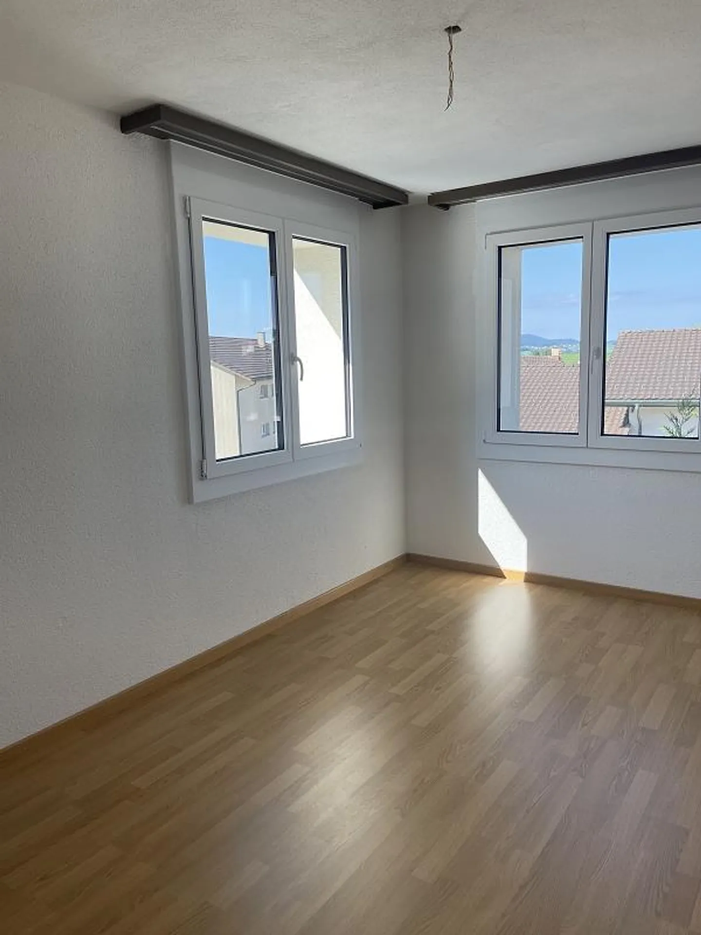 Appartamento accogliente di 4,5 stanze in una posizione tranquilla - Foto 5 di 11