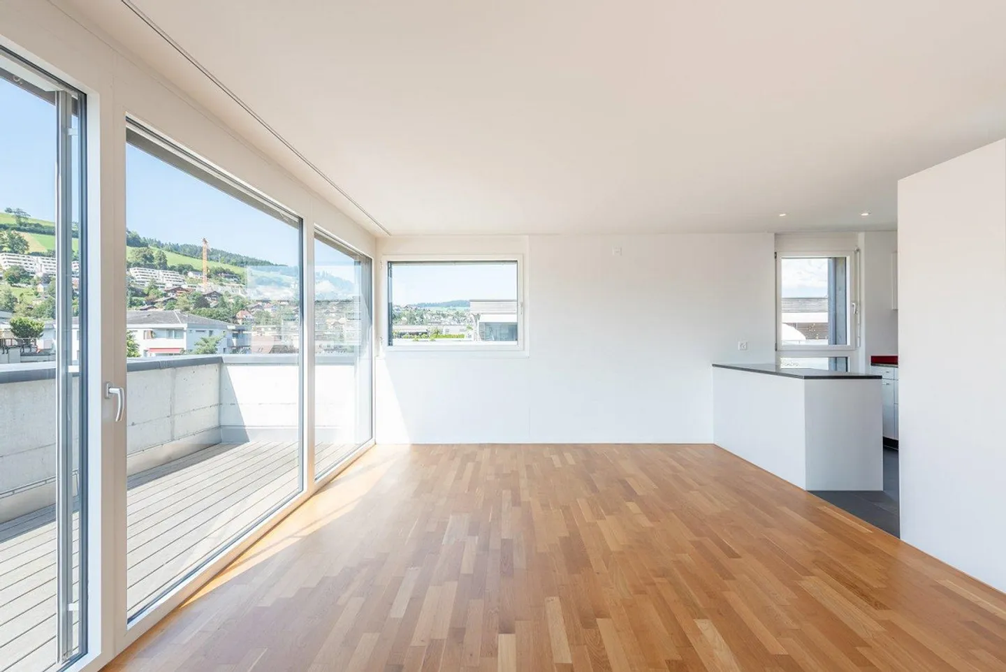 Luminoso appartamento di 3,5 locali con balcone e vista a Konolfingen - Foto 3 di 12