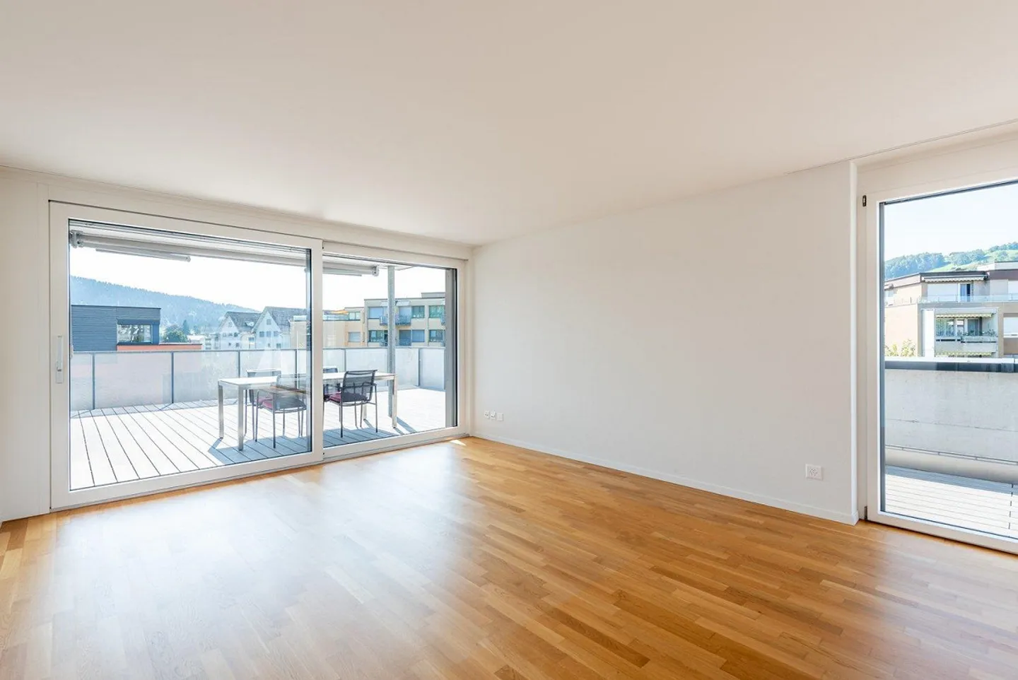 Luminoso appartamento di 3,5 locali con balcone e vista a Konolfingen - Foto 5 di 12