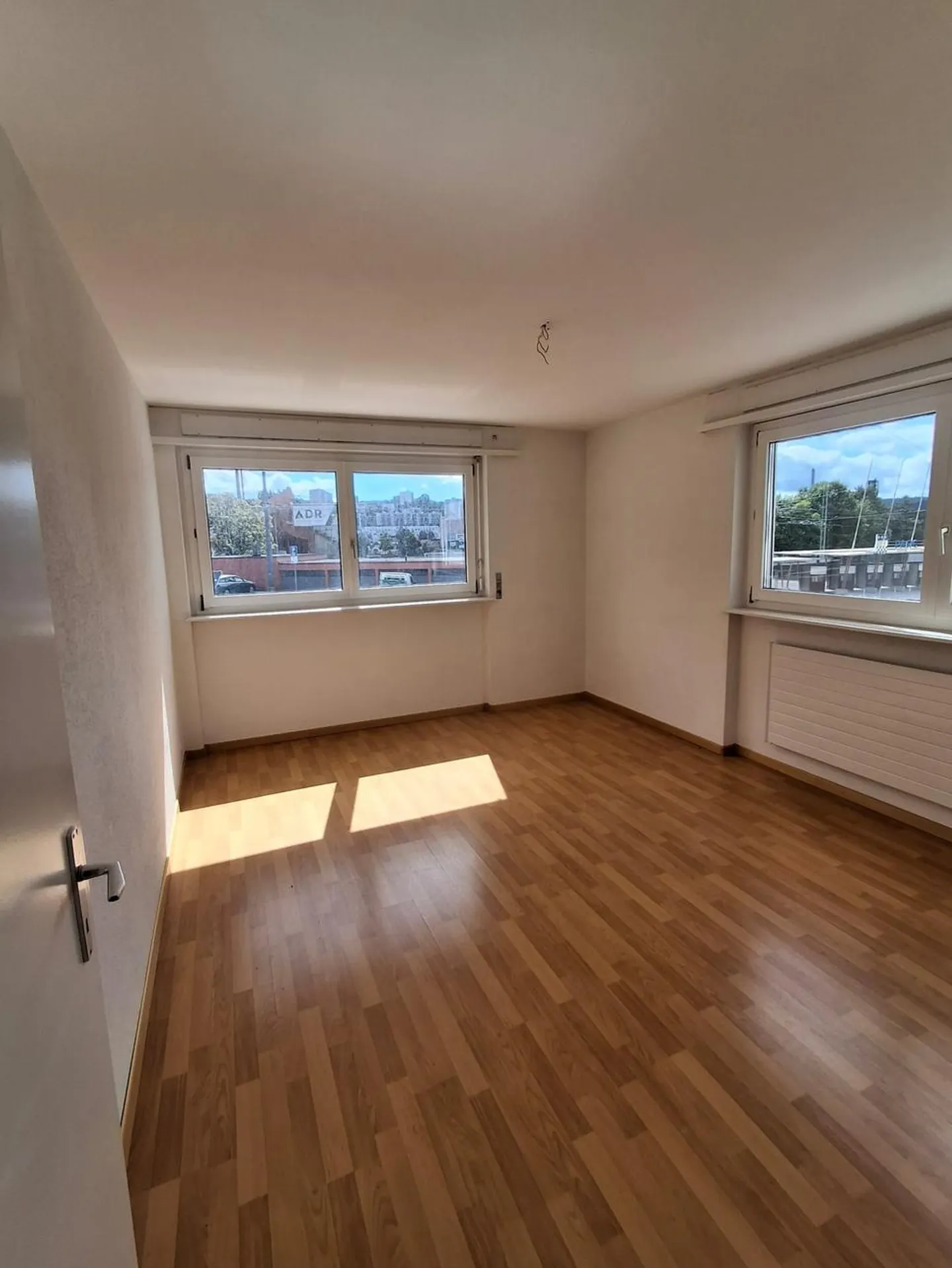 Bright 3.5-room apartment with balcony in La Chaux-de-Fonds - Photo 5 of 6