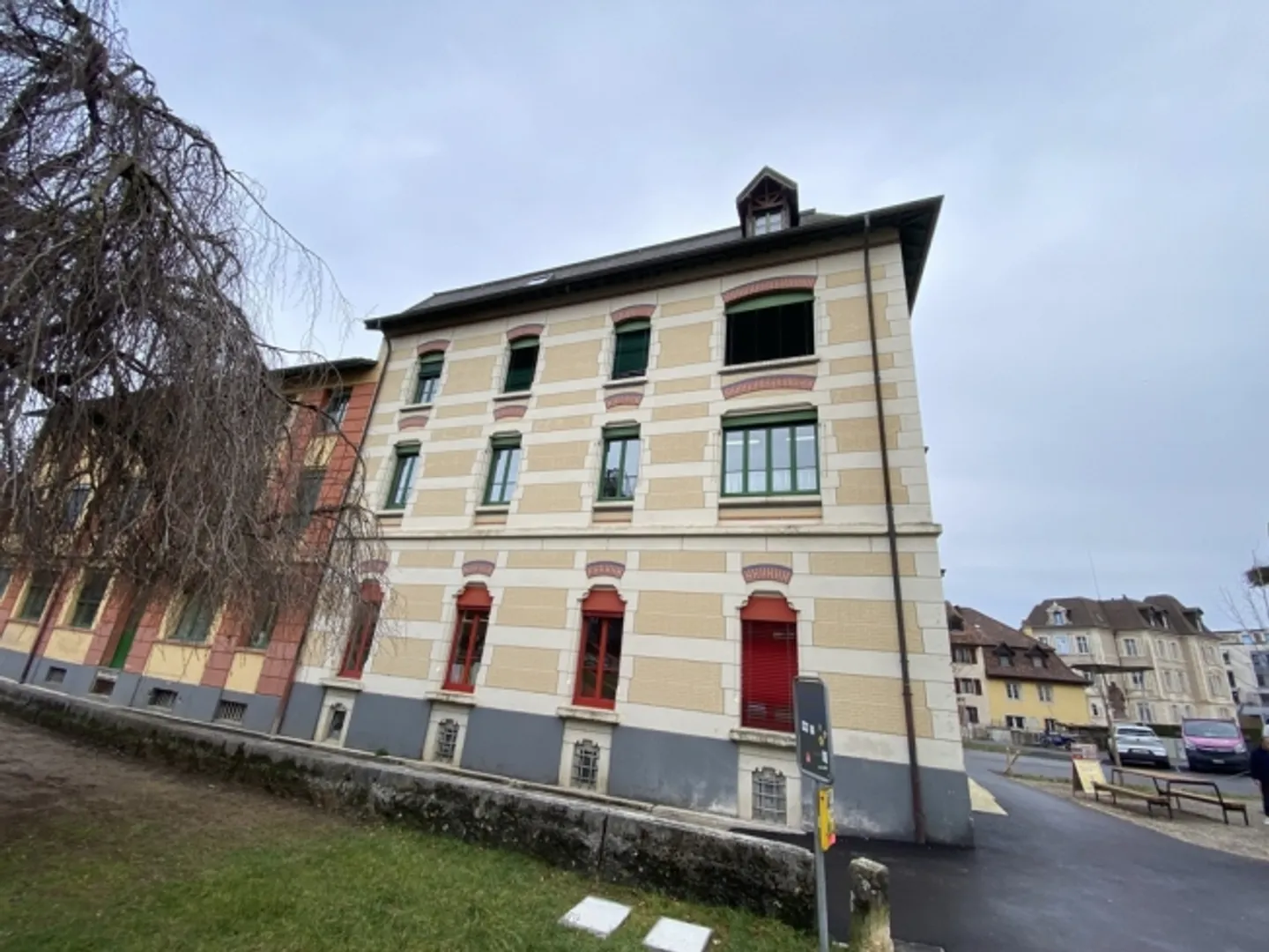 „Spazio commerciale al piano terra di 200 m2 in affitto.“ - Foto 1 di 13