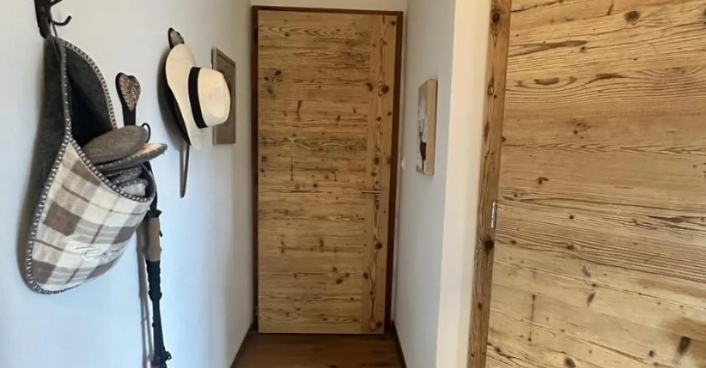 Superb Renovated Apartment Close to the Center - Photo 9 of 9