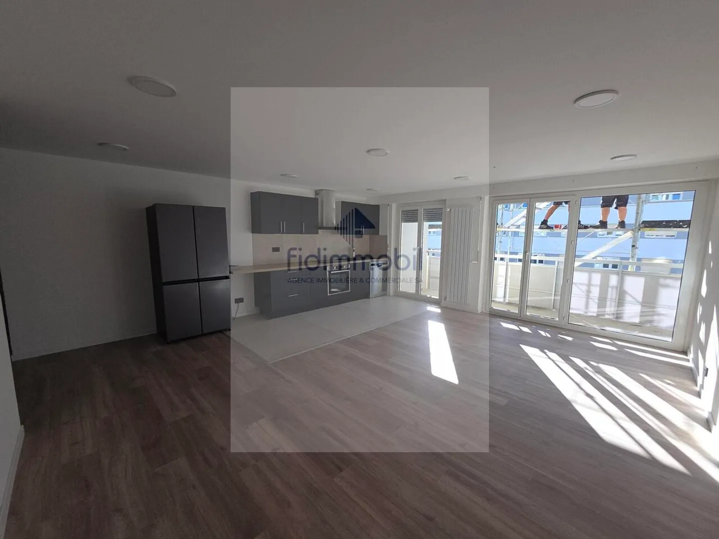 Bel Appartement avec Balcon - Photo 3 sur 8
