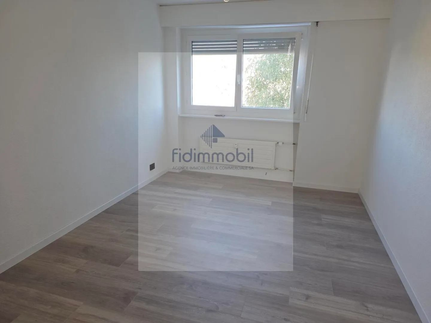 Bel Appartement avec Balcon - Photo 4 sur 8