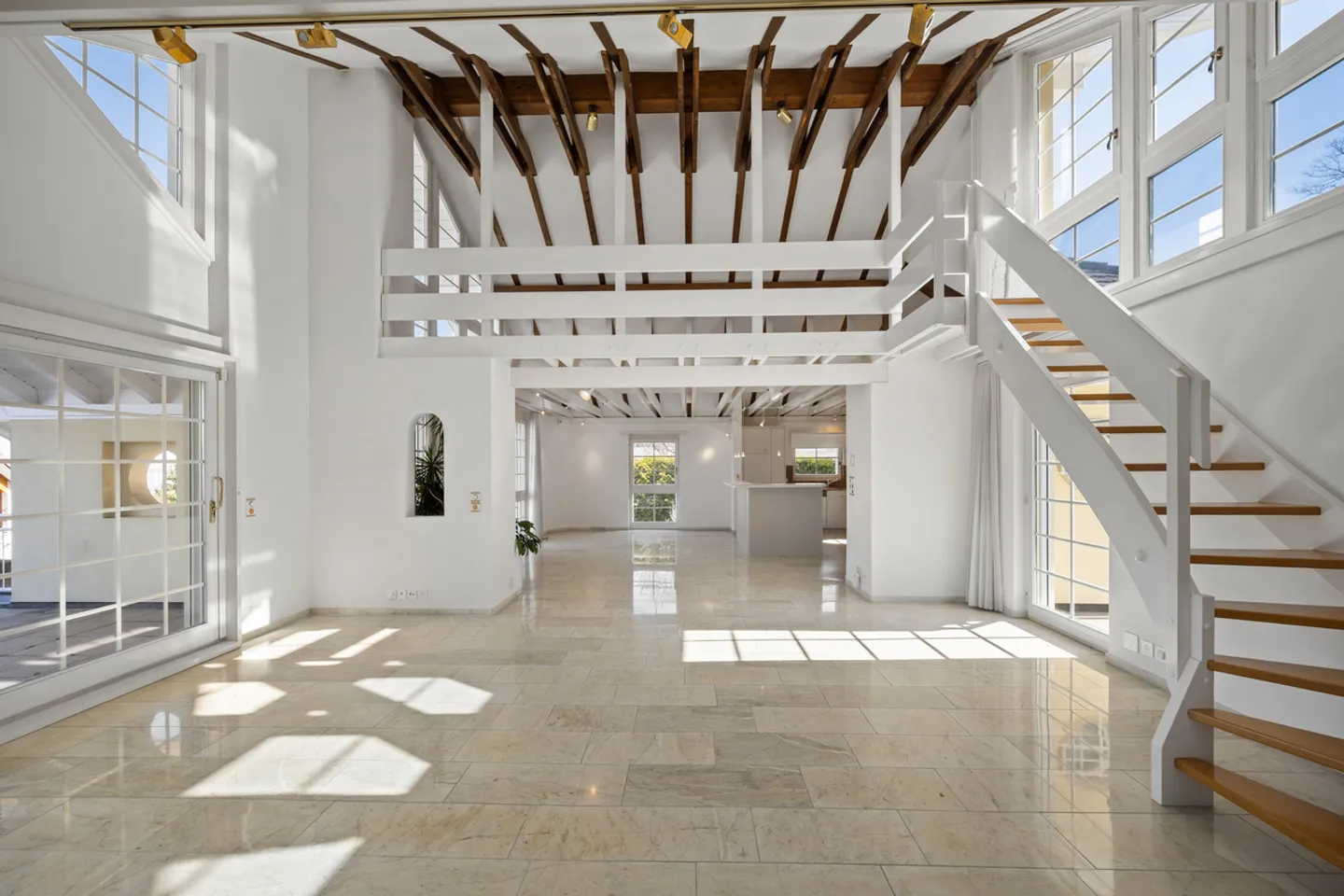 Geräumiges Einfamilienhaus in Bottmingen - Foto 4 von 14